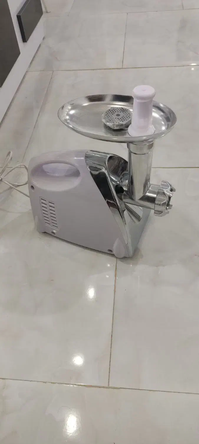 چرخ گوشت|آبمیوه‌گیر و آب‌مرکبات‌گیر|تربت جام, مولانا|دیوار