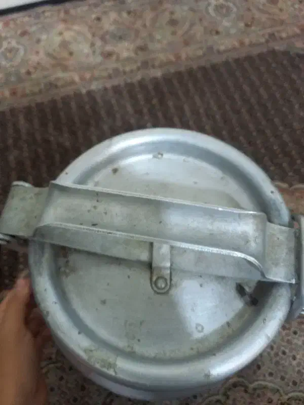 ظرف شیر آلمینیومی|ظروف نگهدارنده، پلاستیکی، یک‌بارمصرف|تبریز, |دیوار