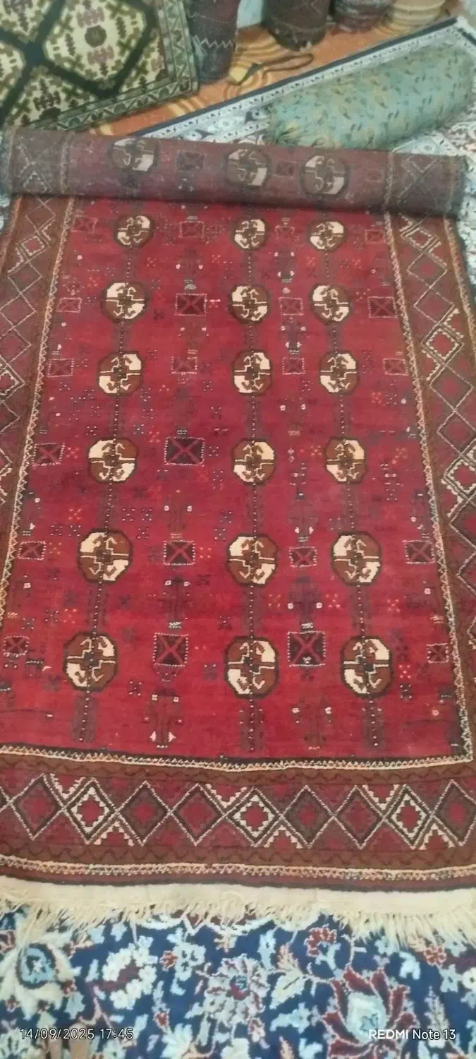 فرش دست بافت قدیمی بابافت بلوچی پرپرز|فرش|زاهدان, |دیوار