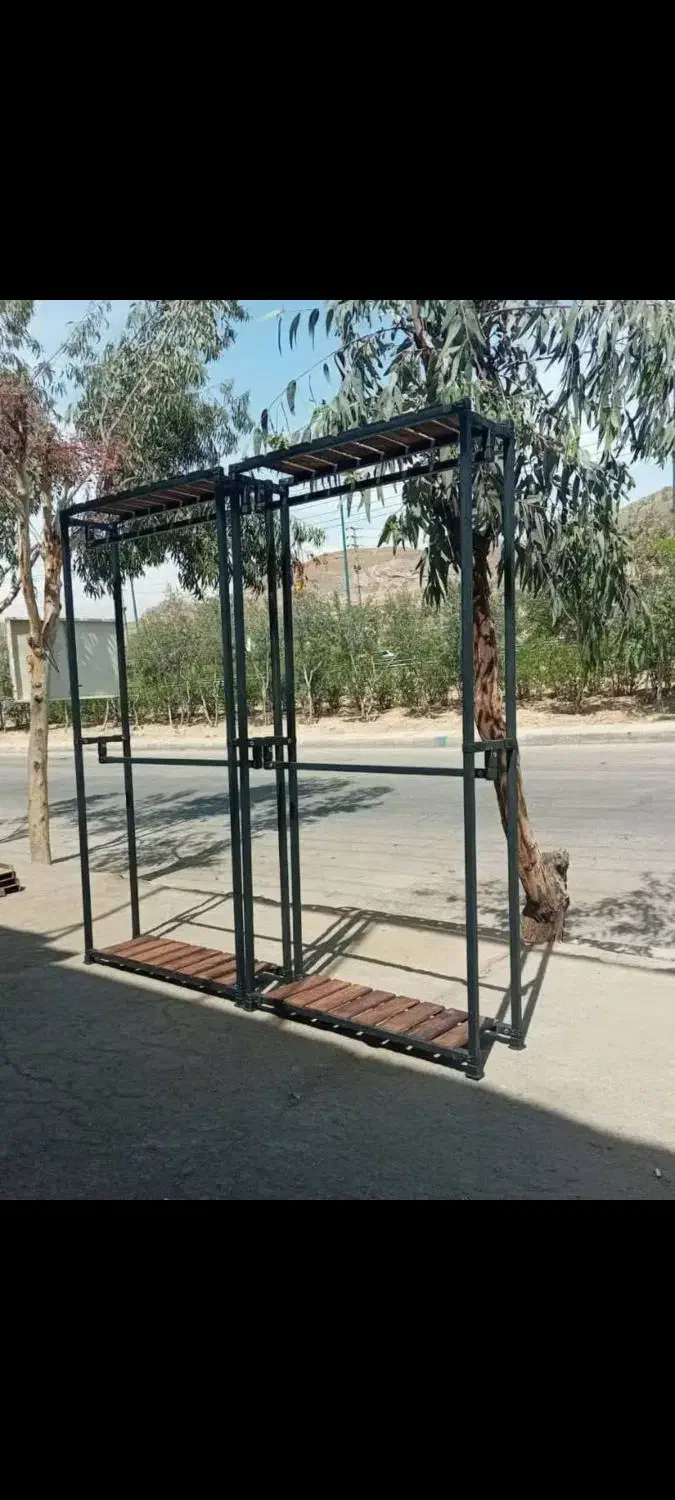 رگال لباس|بندرخت و رخت‌آویز|دوگنبدان, |دیوار