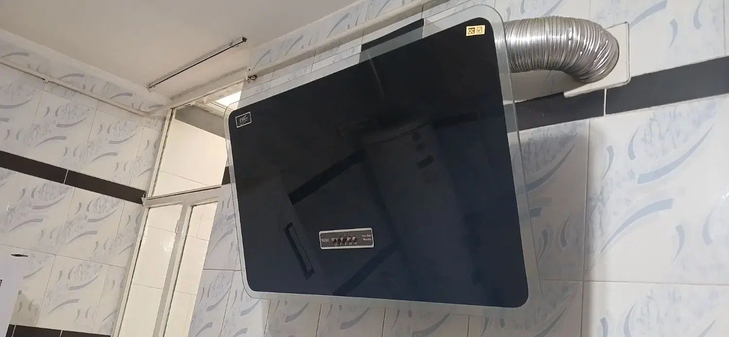 هود بسیار سالم و نو و تمیز|هود|بیجار, |دیوار