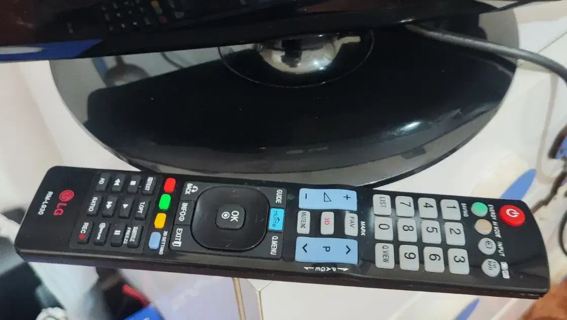 ۲۴ اینچ  ال جی در حد نو|تلویزیون و پروژکتور|آبادان, |دیوار