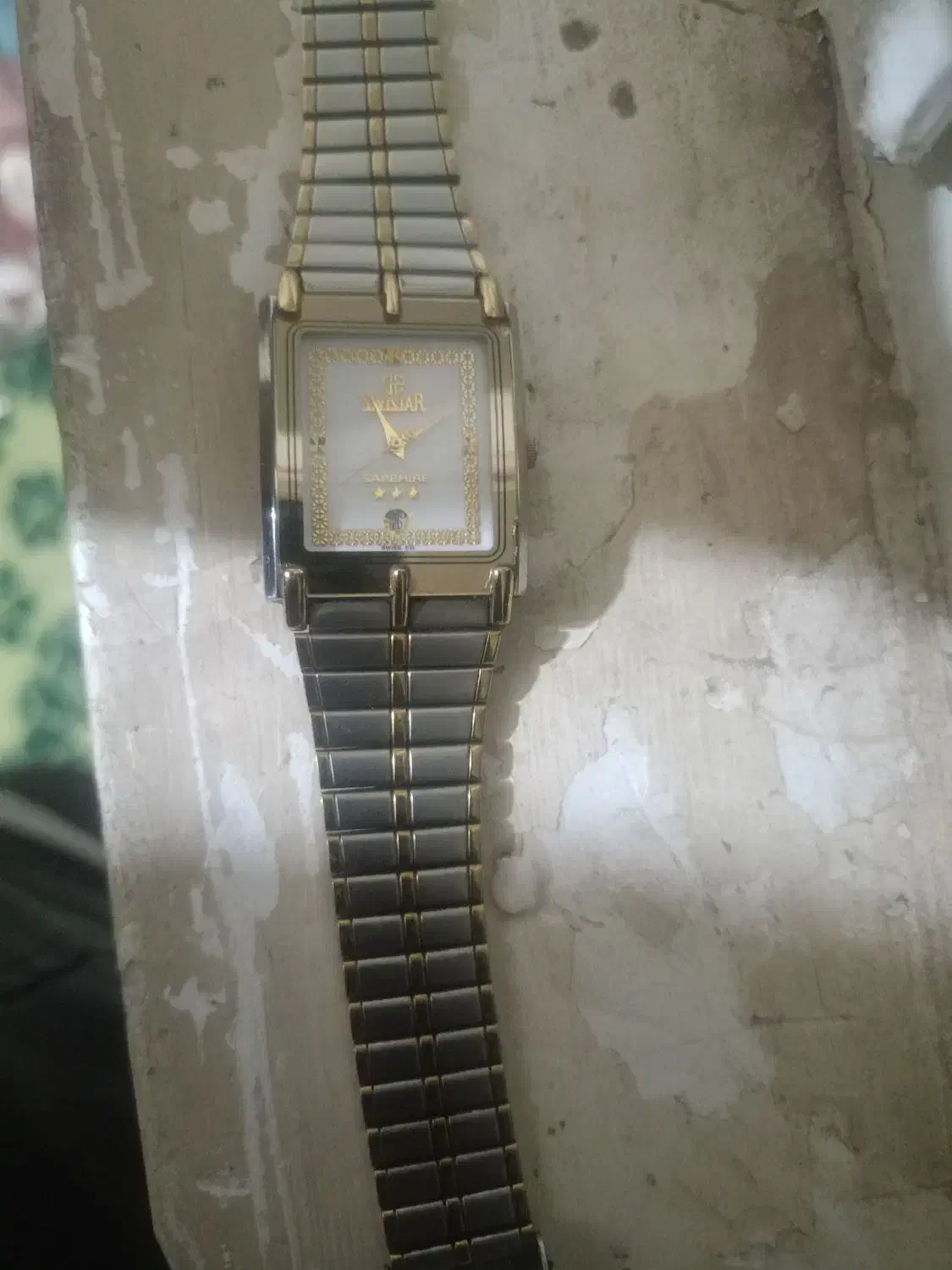 ساعت موچی|ساعت|مبارکه, |دیوار