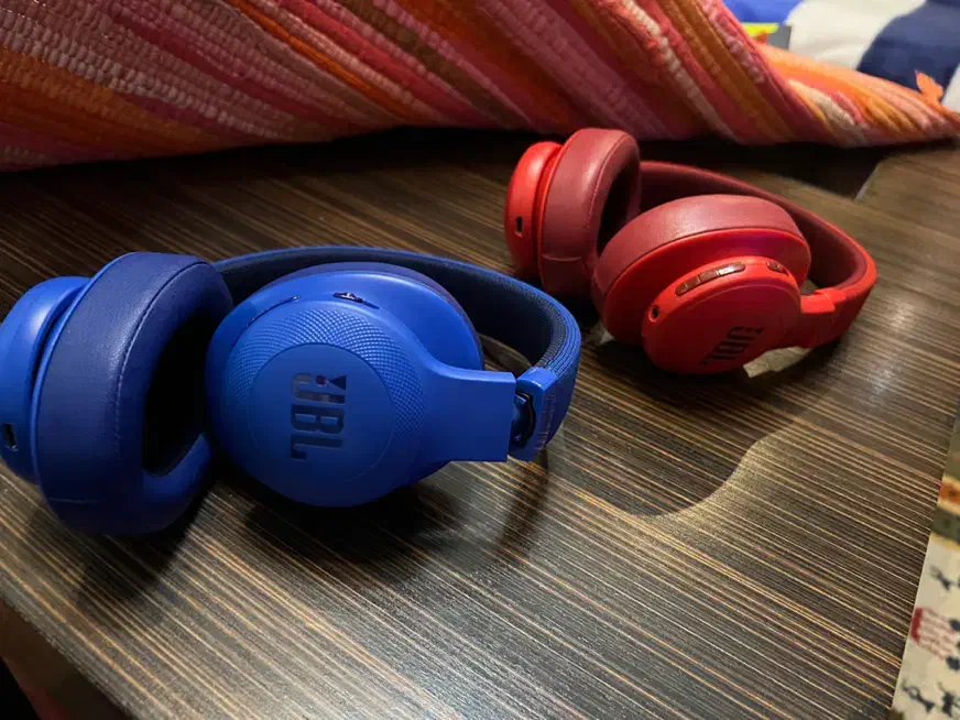 دو عدد هدفون JBL وایرلس اورجینال|پخش‌کننده همراه|تهران, زعفرانیه|دیوار