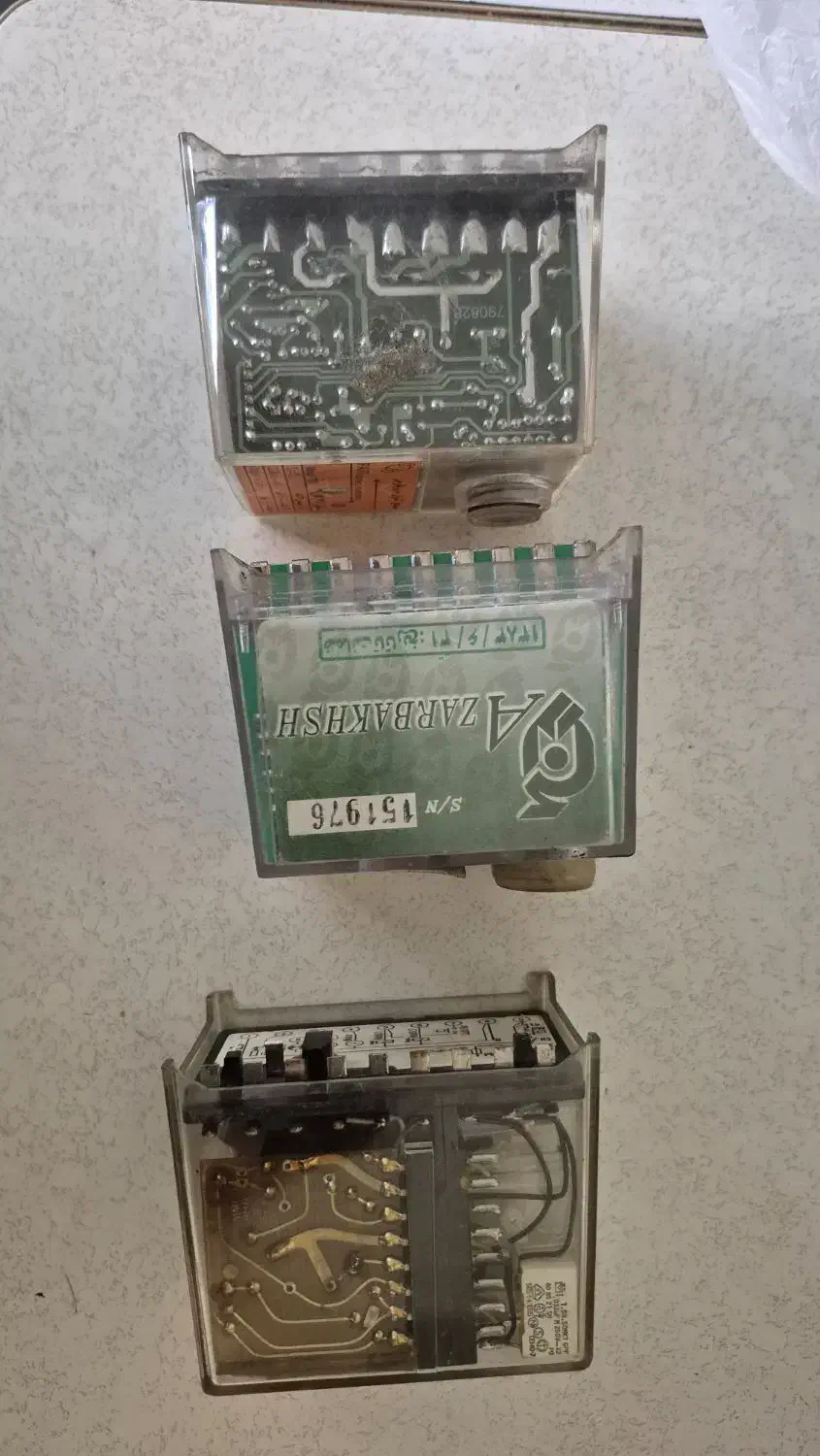 3 عدد رله مشعل ساترونیک satronic - آذر - پارس|آبگرمکن، پکیج، شوفاژ|تهران, ونک|دیوار