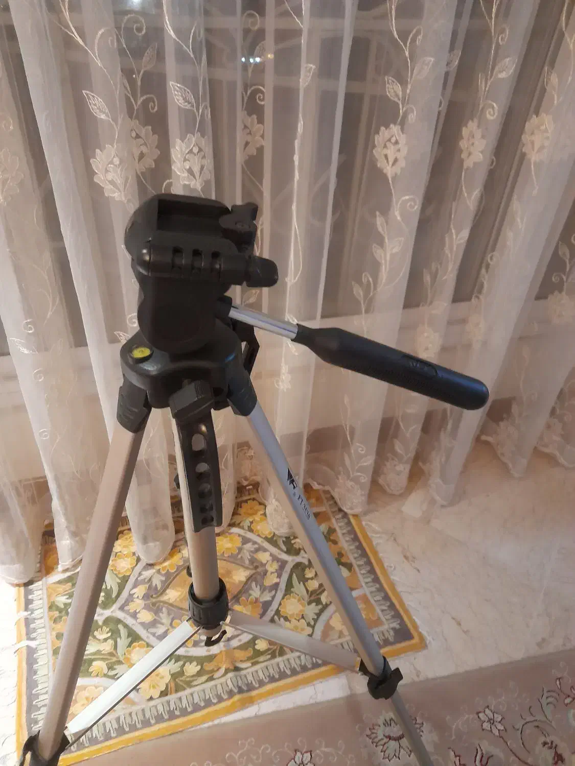 پایه دوربین|دوربین عکاسی و فیلمبرداری|تهران, هروی|دیوار