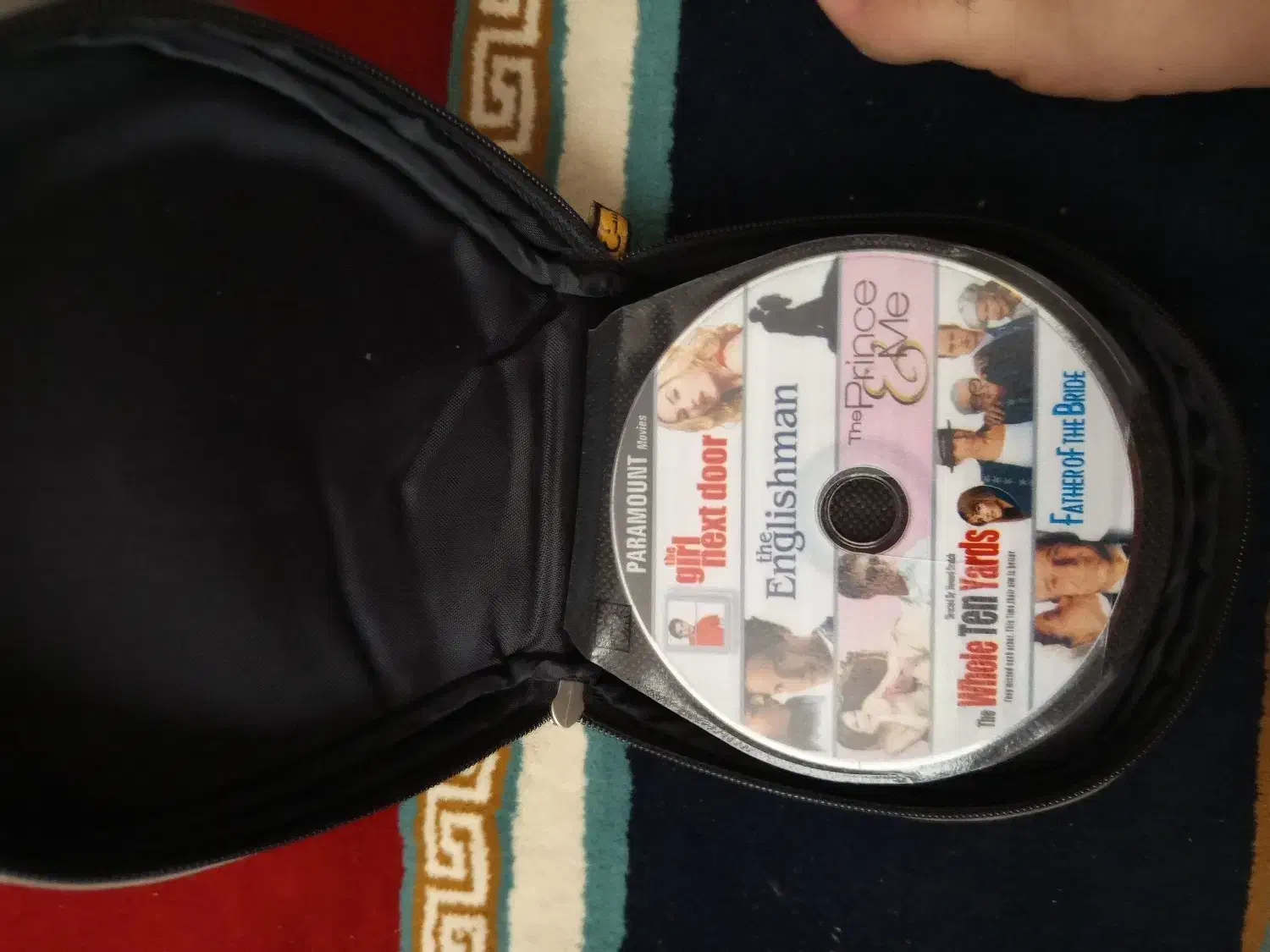 فیلم و سریال|پخش‌کننده DVD و ویدیو|مشهد, بهشت|دیوار