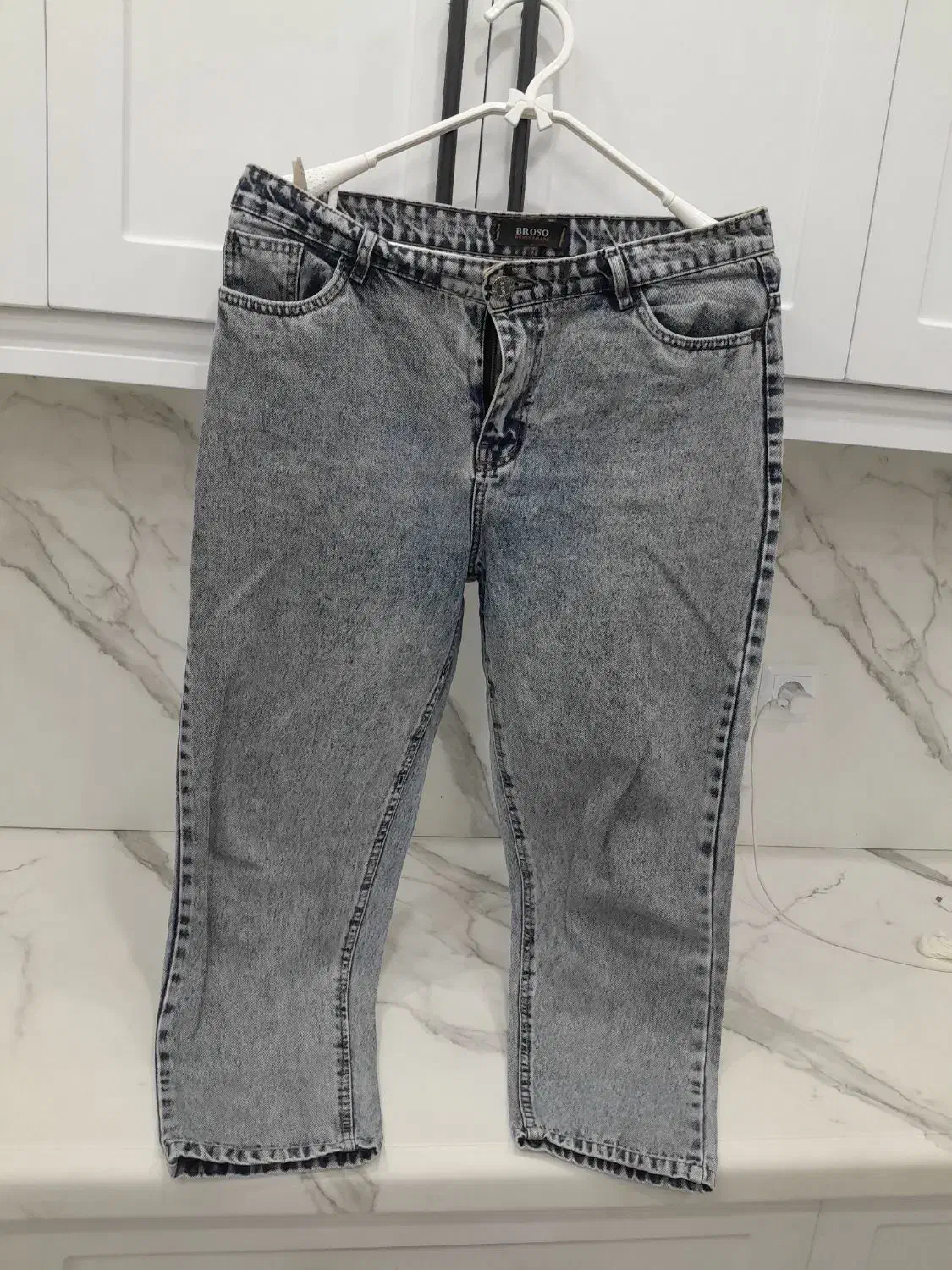 شلوار جین|لباس|امامزاده عبدالله, |دیوار