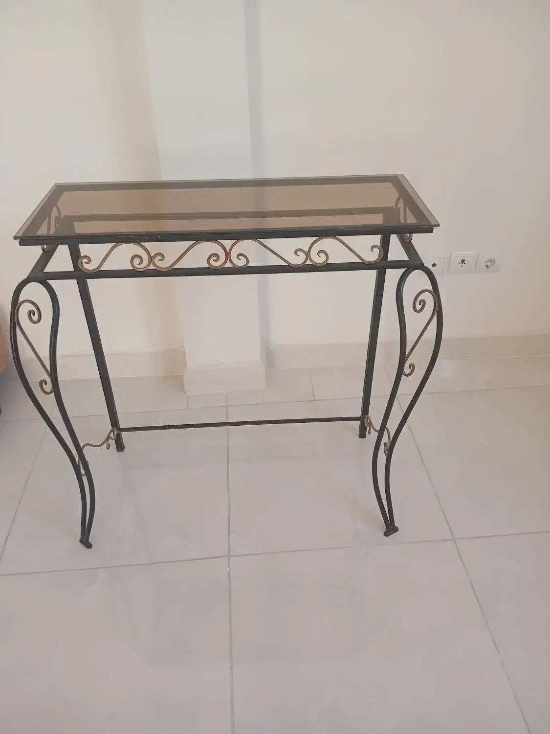 میز ارایش  هست یاغجیان|مبلمان خانگی و میز عسلی|تبریز, |دیوار