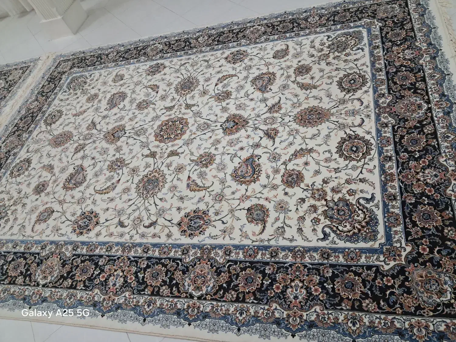 ۲تخته فرش ۹متری درحدنو کلا۴ماه استفاده کردم|فرش|ملکآباد, |دیوار