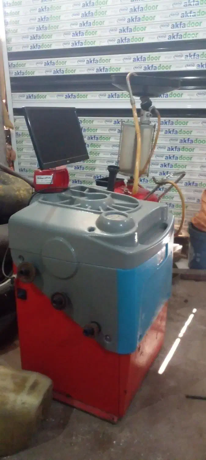 دستگاه لاستیک در آر در حد نو باقیمت مناسب|ماشین‌آلات صنعتی|لاهیجان, بازکیاگوراب|دیوار