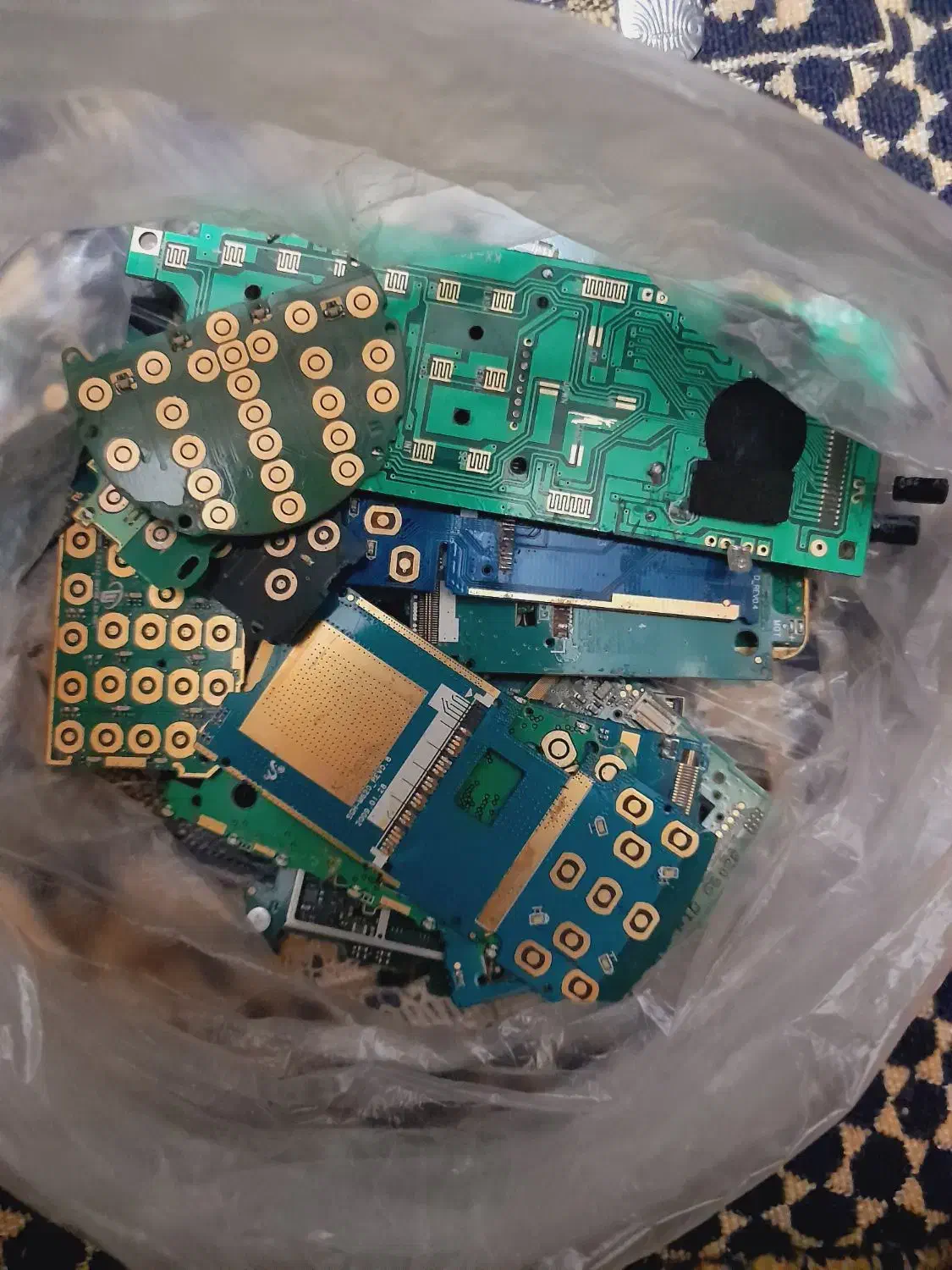 برد کیبورد موبایل اصلی|لوازم جانبی موبایل و تبلت|شیراز, شهرک والفجر|دیوار