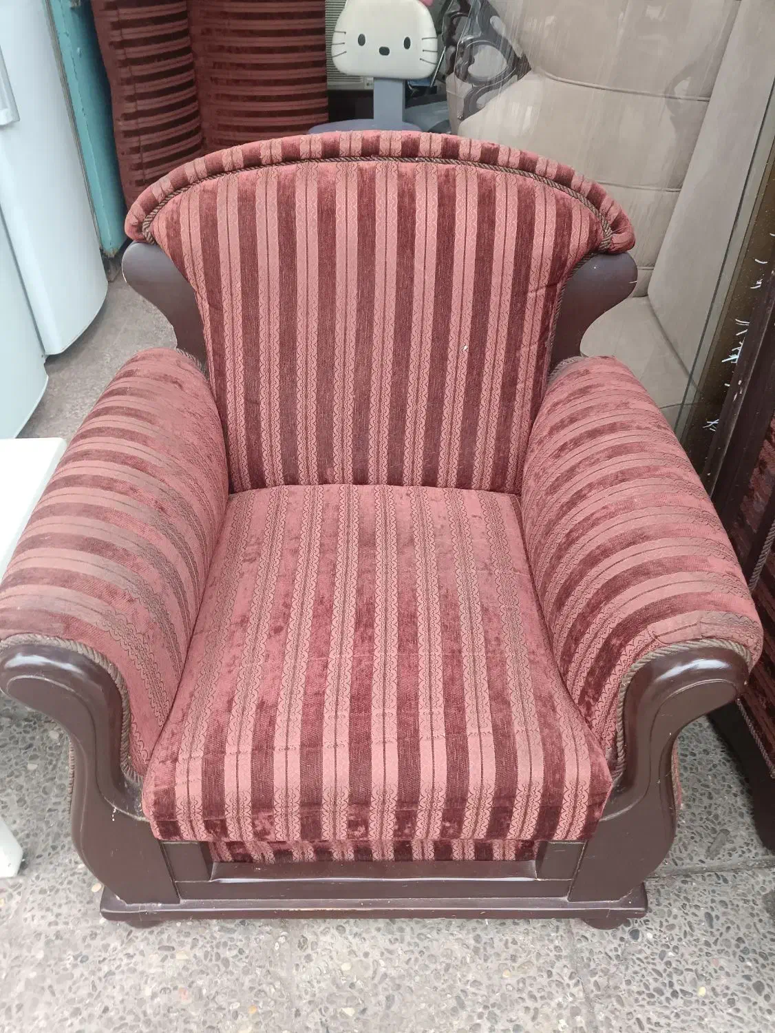 مبل سالم|مبلمان خانگی و میز عسلی|رشت, خواهر امام|دیوار