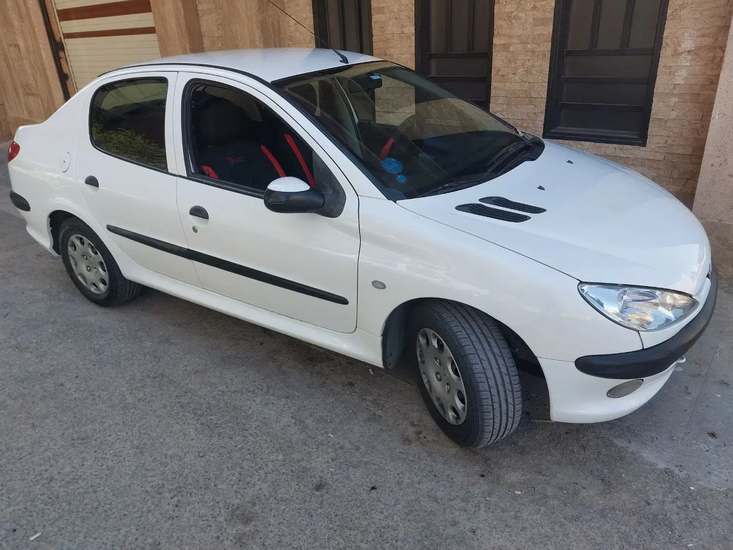 2دستگاه206اتوماتV9فرانسوی کم کاربی رنگ رخ۱۴۰۰خانگی|خودرو سواری و وانت|اصفهان, آبشار|دیوار