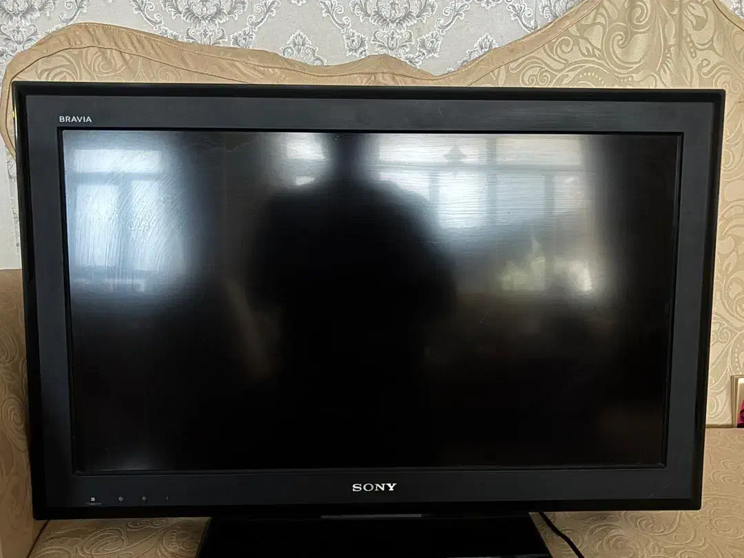 ۳۲ اینج فول اچ دی سونی|تلویزیون و پروژکتور|همدان, |دیوار