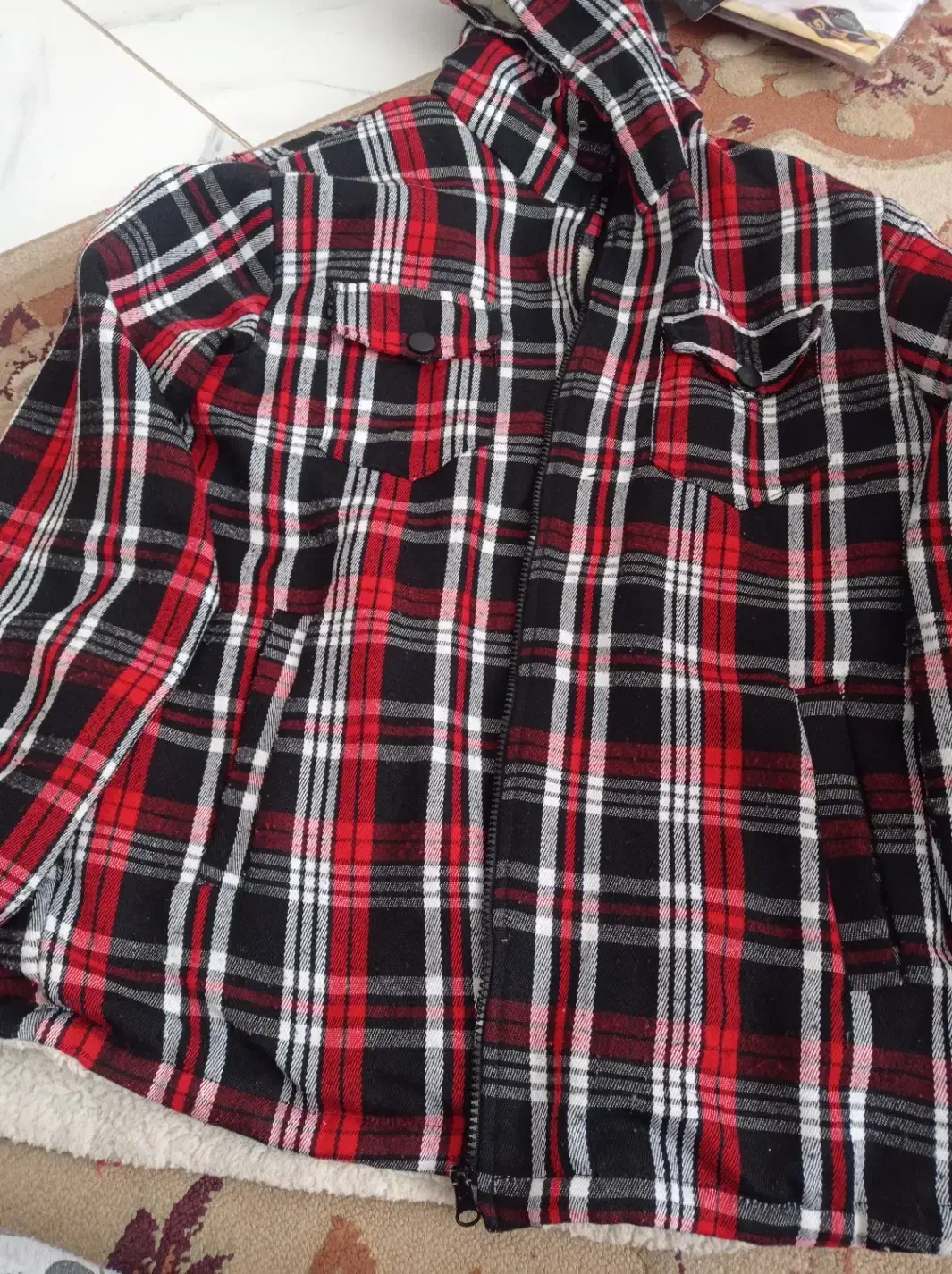 لباس|لباس|خمین, |دیوار