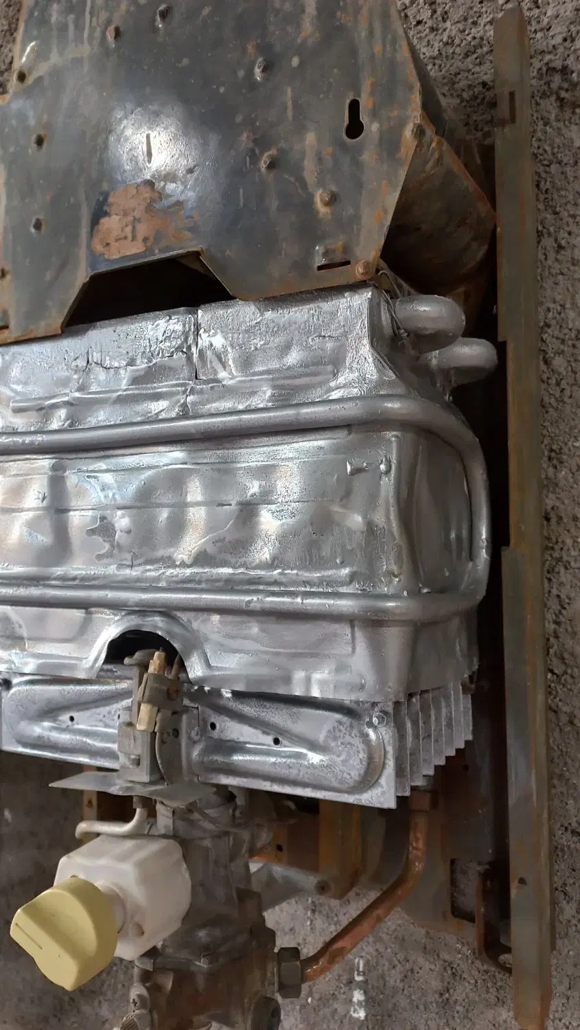 ابگرمکن دیواری|آبگرمکن، پکیج، شوفاژ|مزرعه کتول, |دیوار