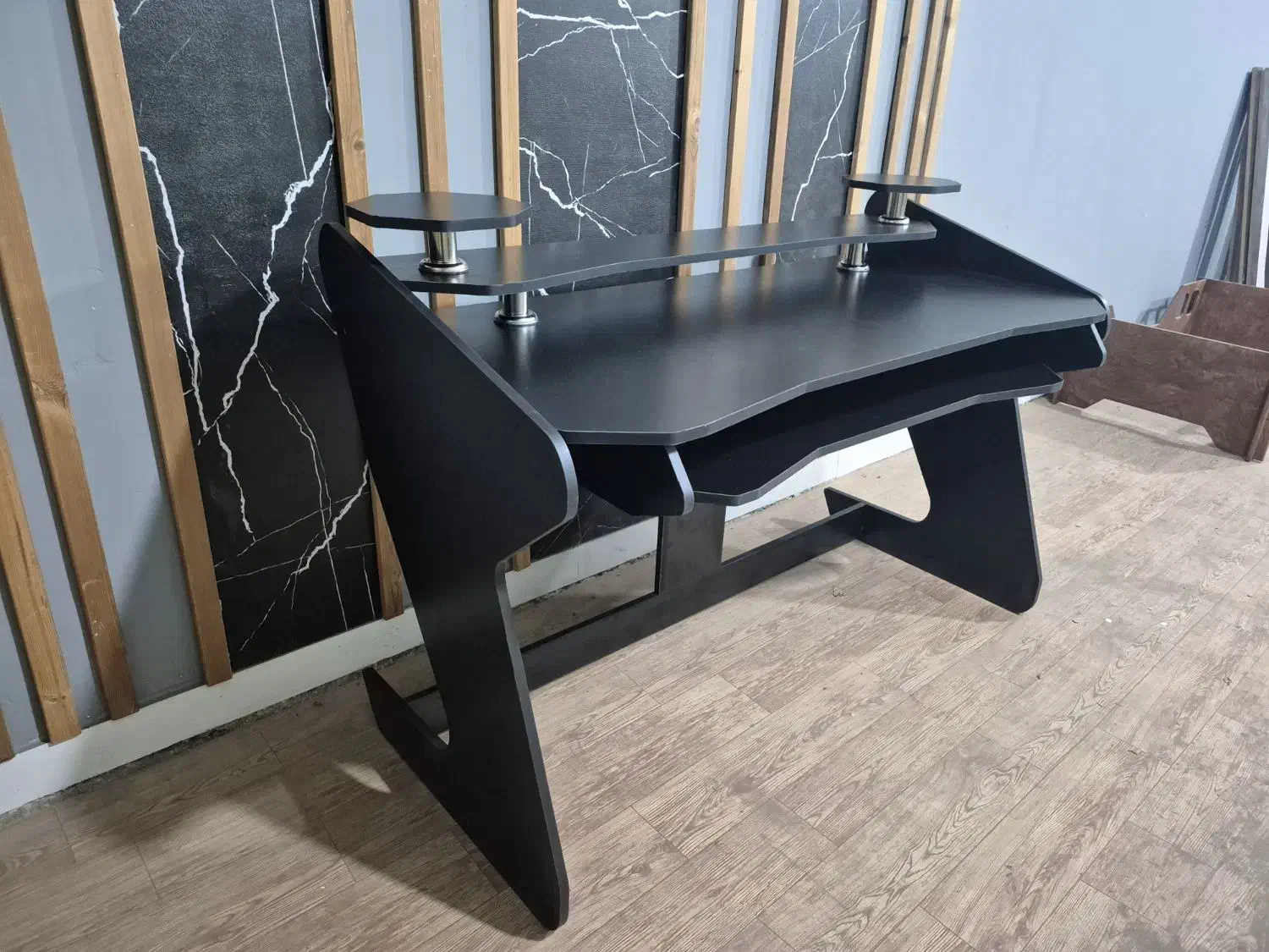 میز استودیو و گیم برند kd|میز تحریر و کامپیوتر|تهران, یافتآباد|دیوار