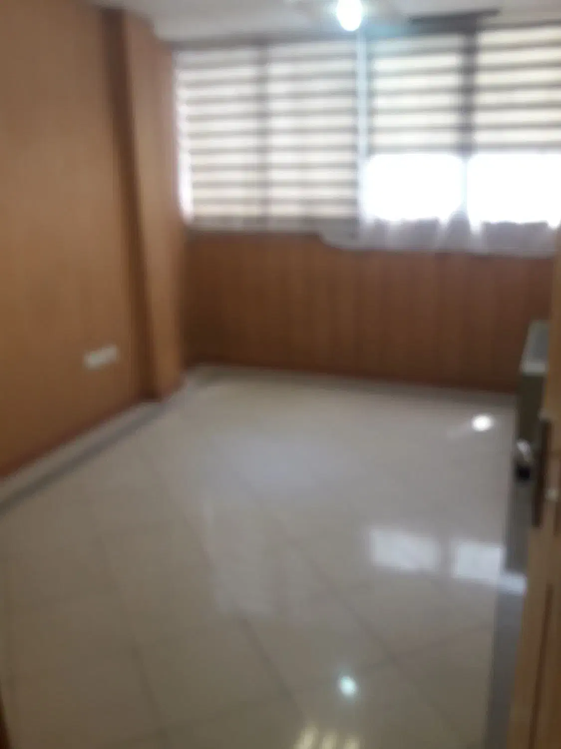 75متر اجاره سند اداری سه اتاق بر ولیعصر پارک ملت|اجارهٔ دفتر کار، اتاق اداری، مطب|تهران, امانیه|دیوار