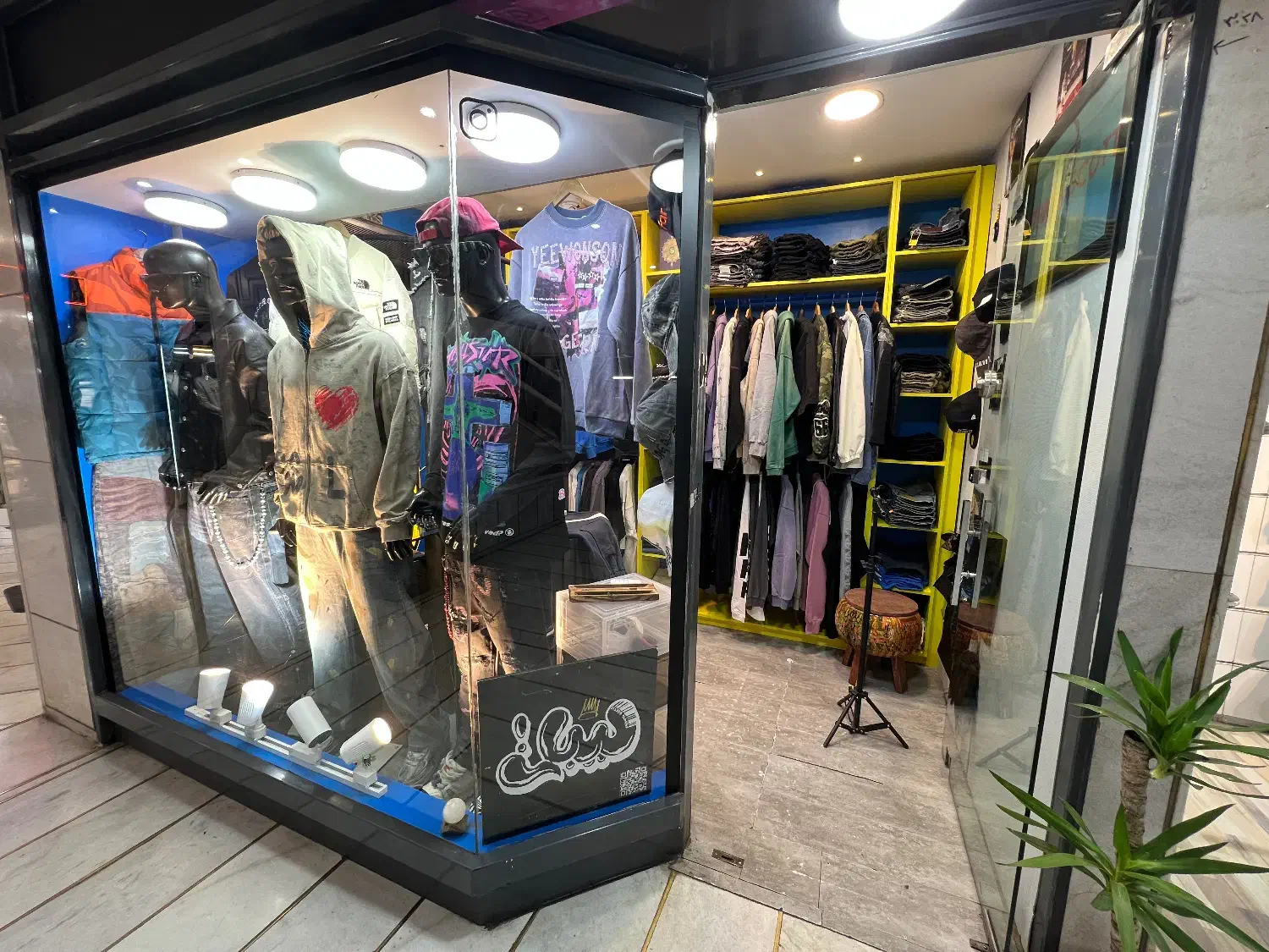 مغازه (بوتیک)|فروشگاه و مغازه|اصفهان, جلفا|دیوار