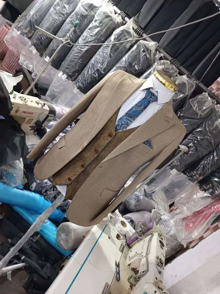 تولیدی کت و شلوار مردانه و بچگانه و نوجوان|لباس|خاوران, |دیوار