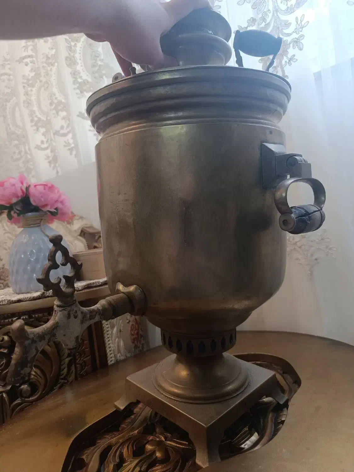 سماور برنجی عطیقه|کلکسیون اشیاء عتیقه|فومن, |دیوار