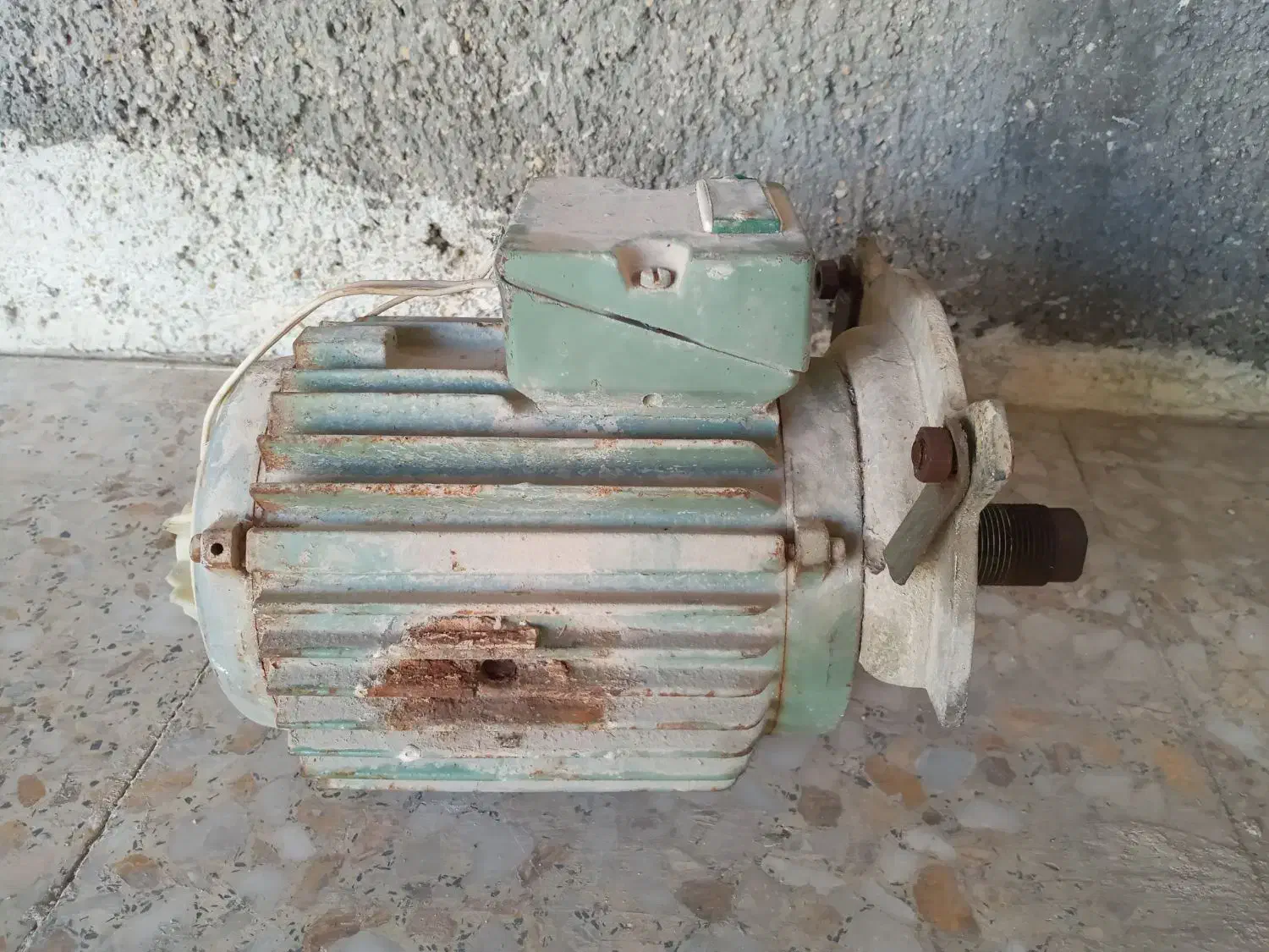 دینام|مصالح و تجهیزات ساختمان|برازجان, |دیوار