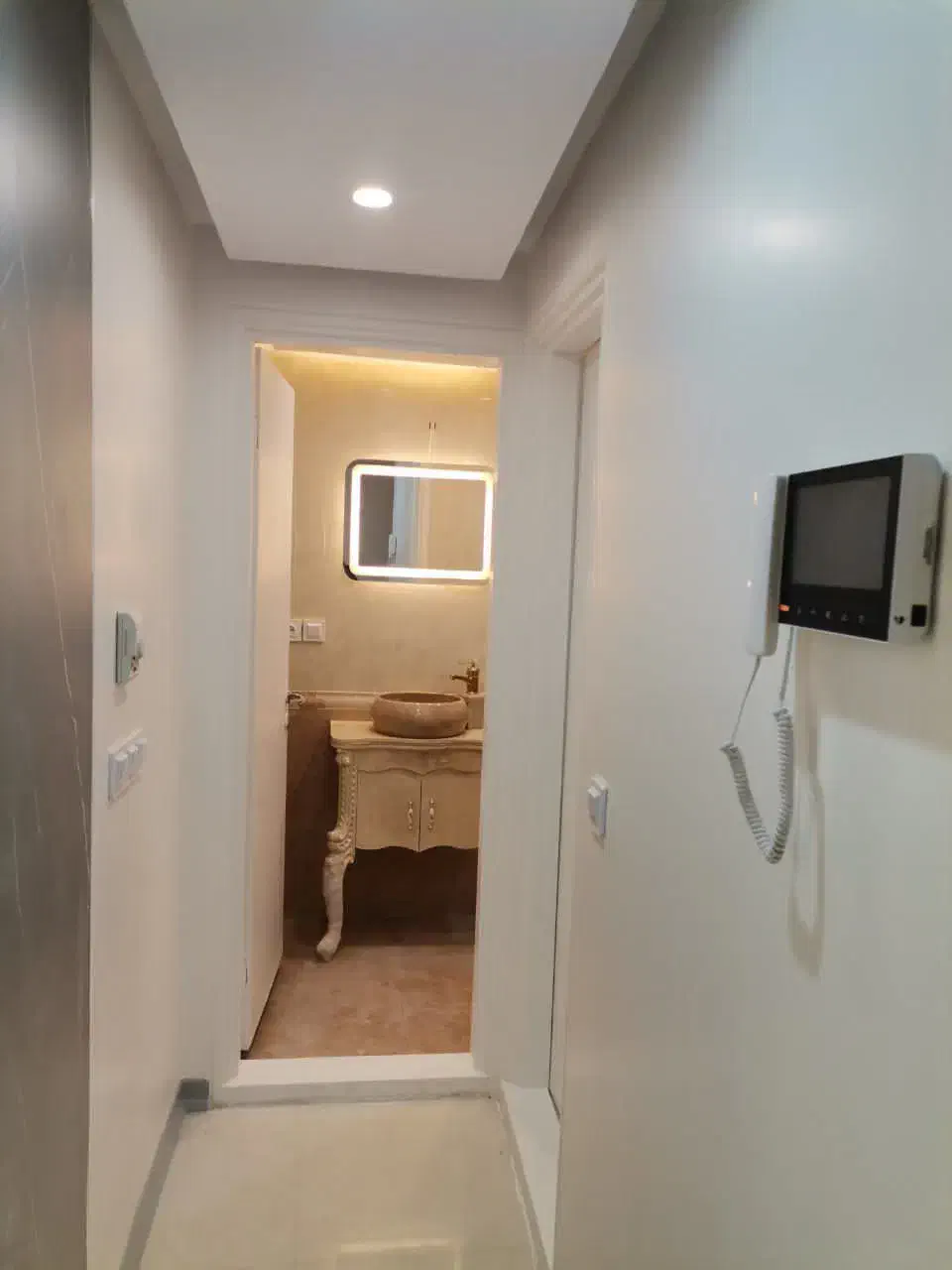 ۶۵متر  رو خط مستقیم آفتاب