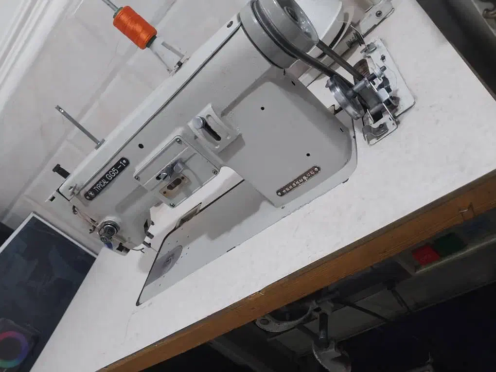 چرخ خیاطی.صنعتی گلدوزی|چرخ خیاطی و ریسندگی|رودان, |دیوار