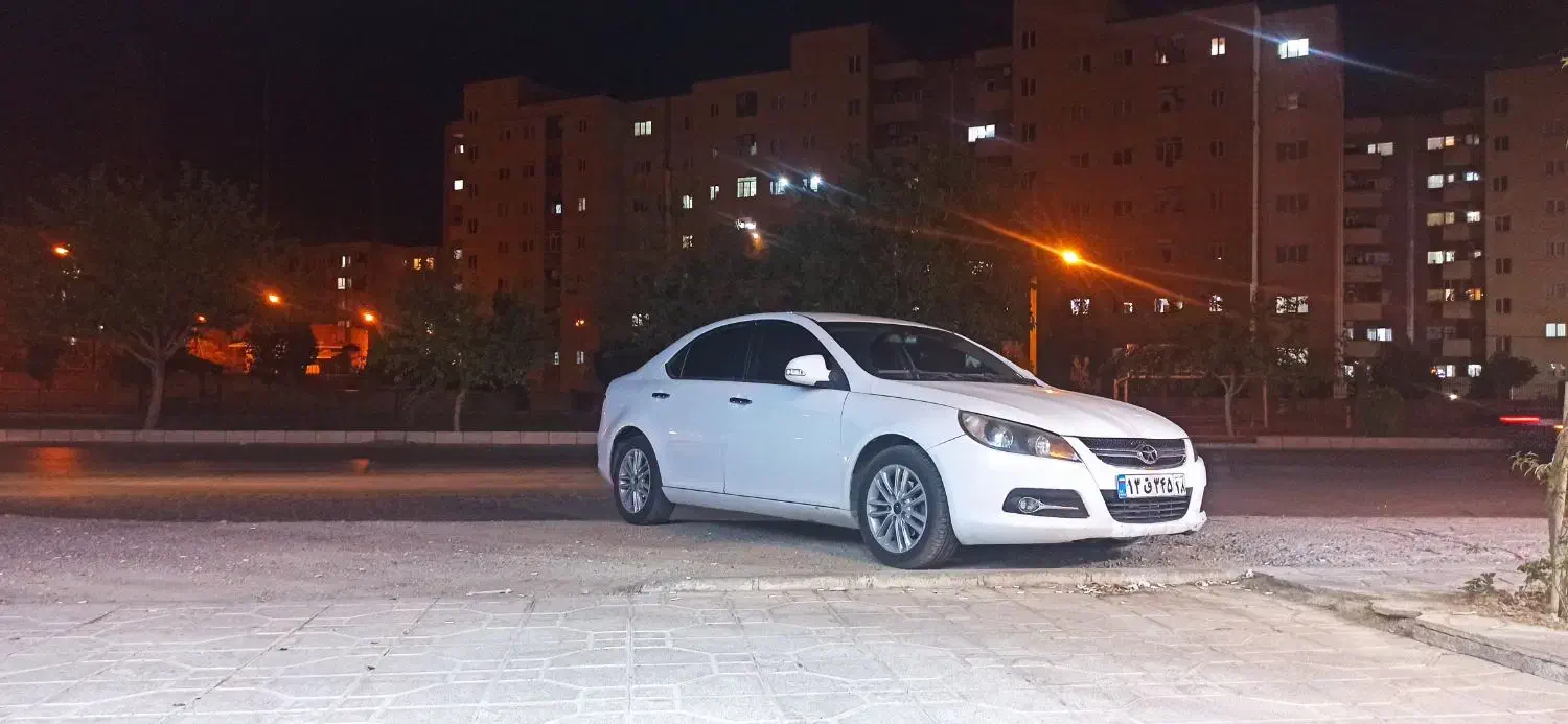 جک j5 اتوماتیک کم کار|خودرو سواری و وانت|همدان, |دیوار