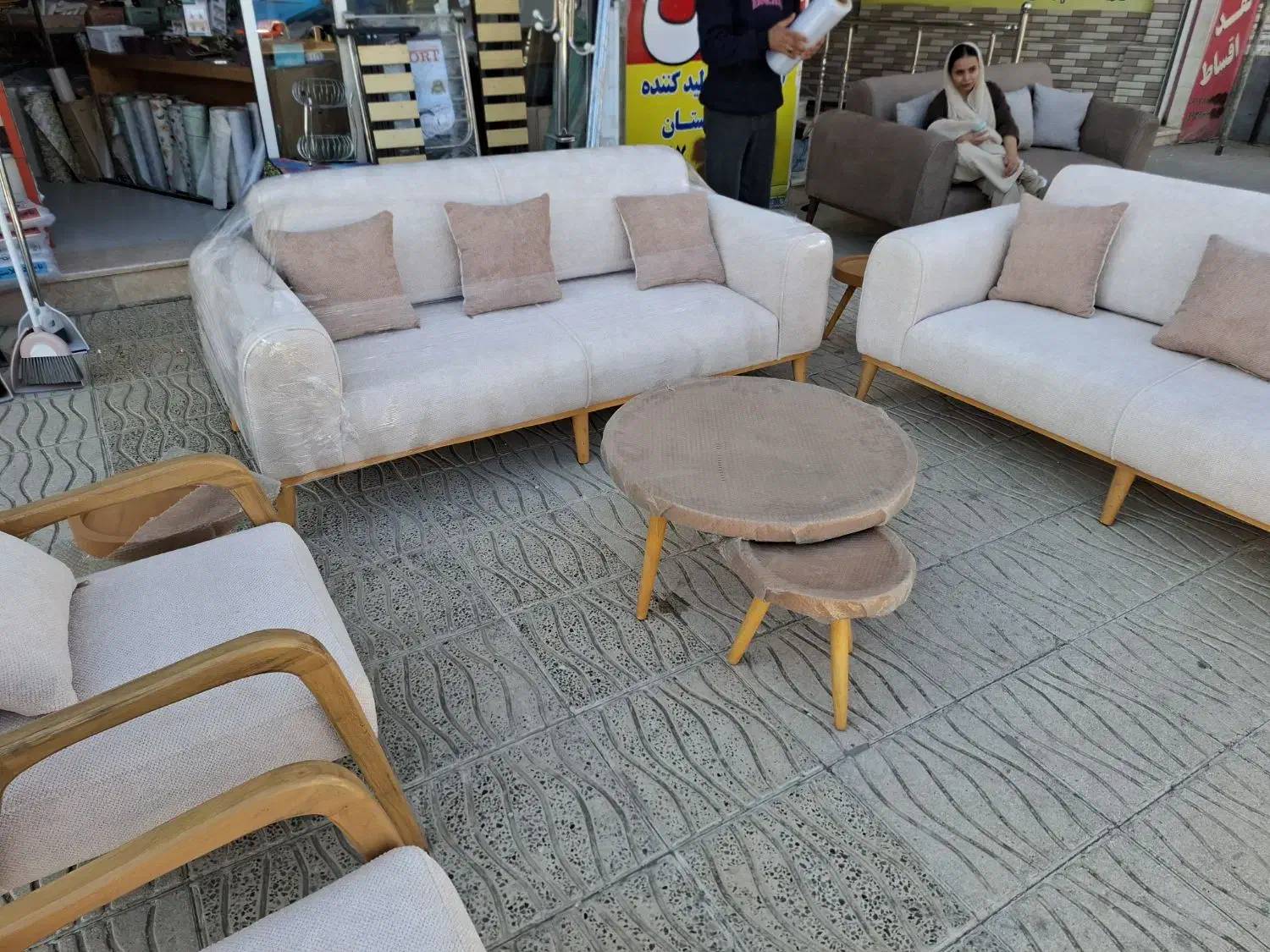 مبل مینیمال اورجینال اصلی وحید انصاری|مبلمان خانگی و میز عسلی|یاسوج, |دیوار