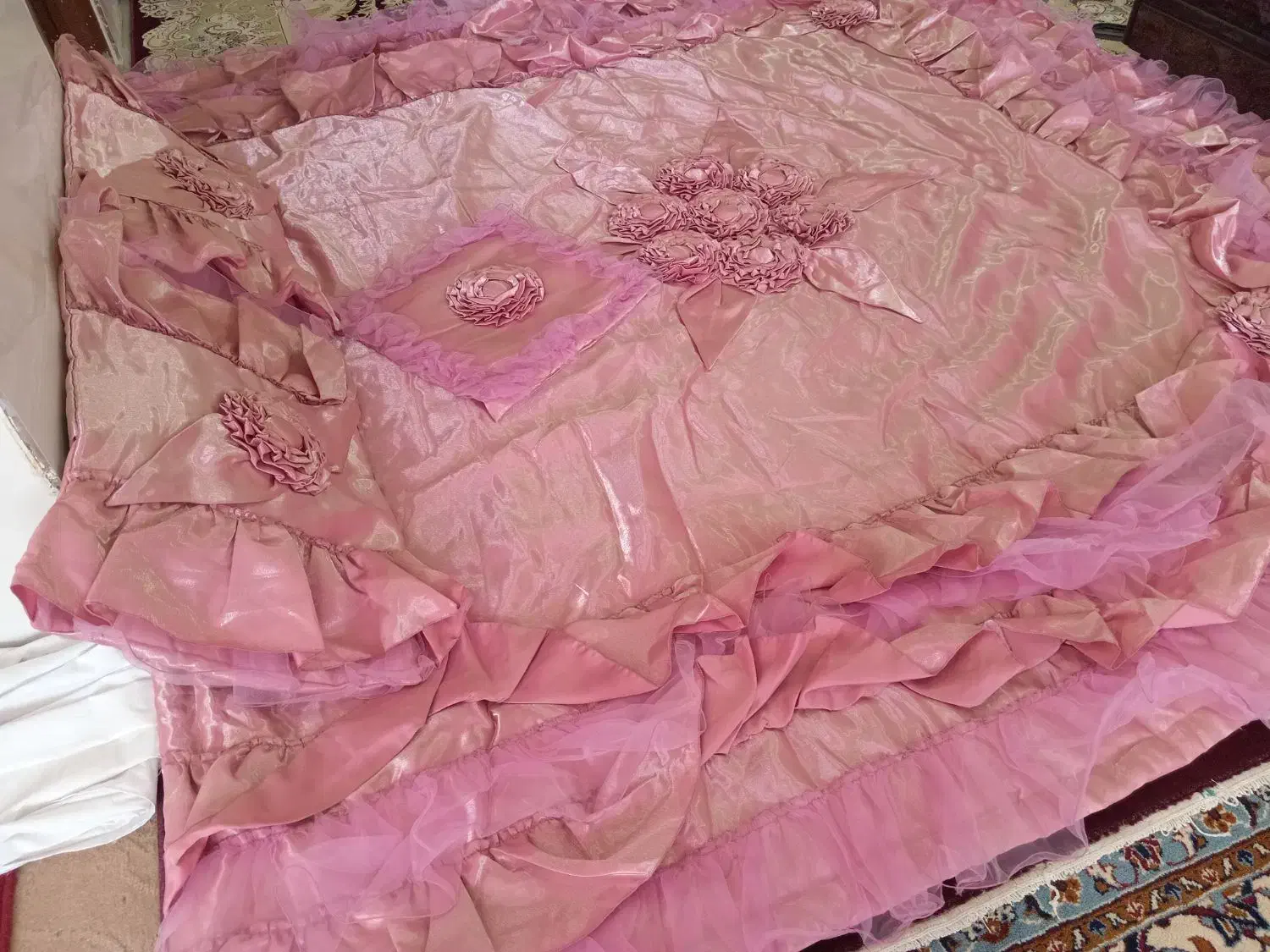 روتختی ساتن عروس|سرویس روتختی|شیروان (خراسان), |دیوار