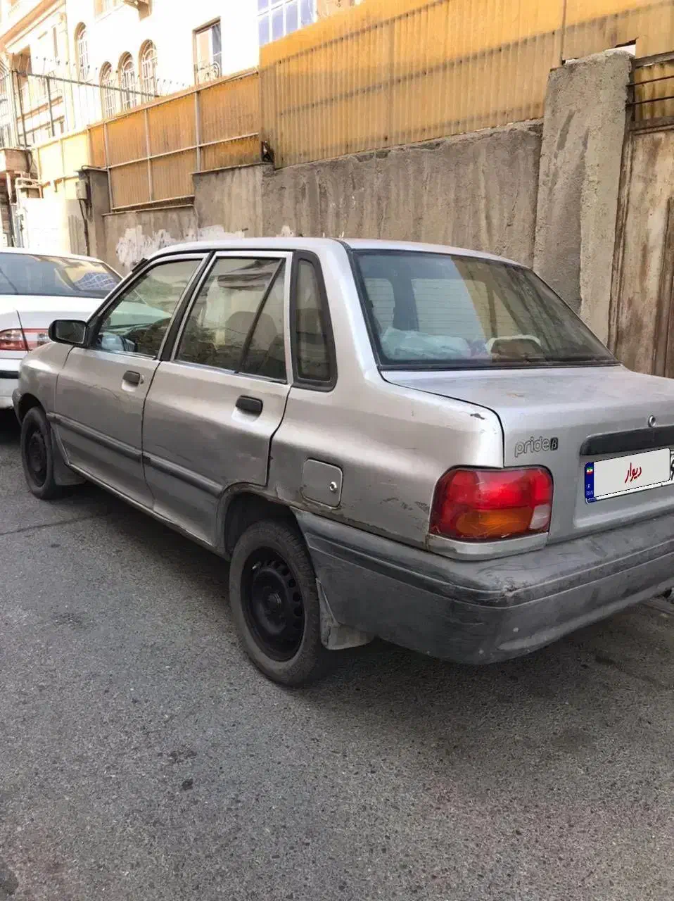 پراید۸۳|خودرو سواری و وانت|تهران, صادقیه|دیوار