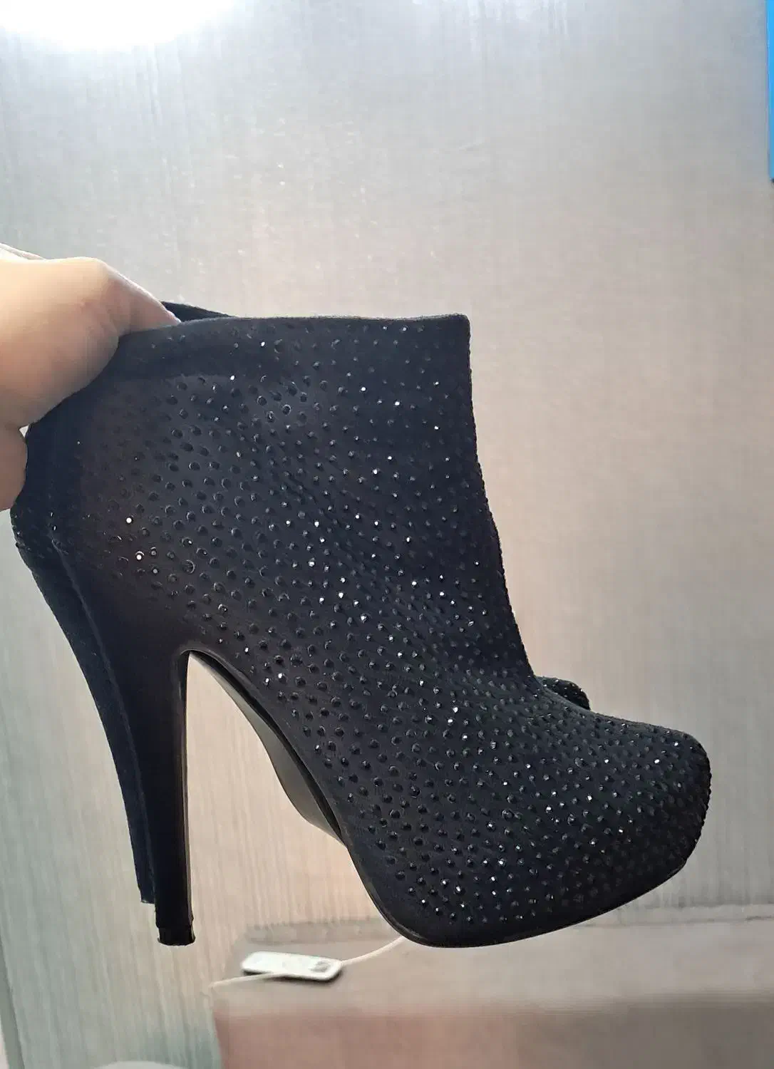 کفش مجلسی خیلی خاص و شیک سایز ۳۹|کیف، کفش، کمربند|اصفهان, شهرک صنعتی امیرکبیر (شاپور جدید)|دیوار