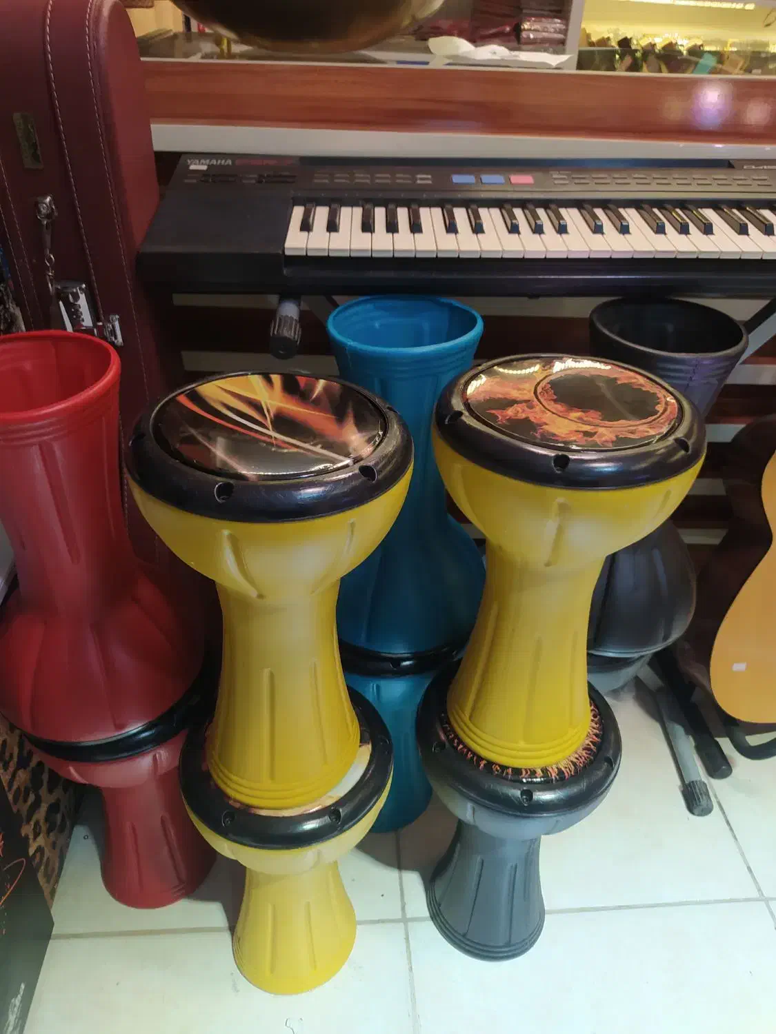 تمپوهای رنگی آلن خور فایبرگلاس|درام و پرکاشن|لاهیجان, انقلاب|دیوار