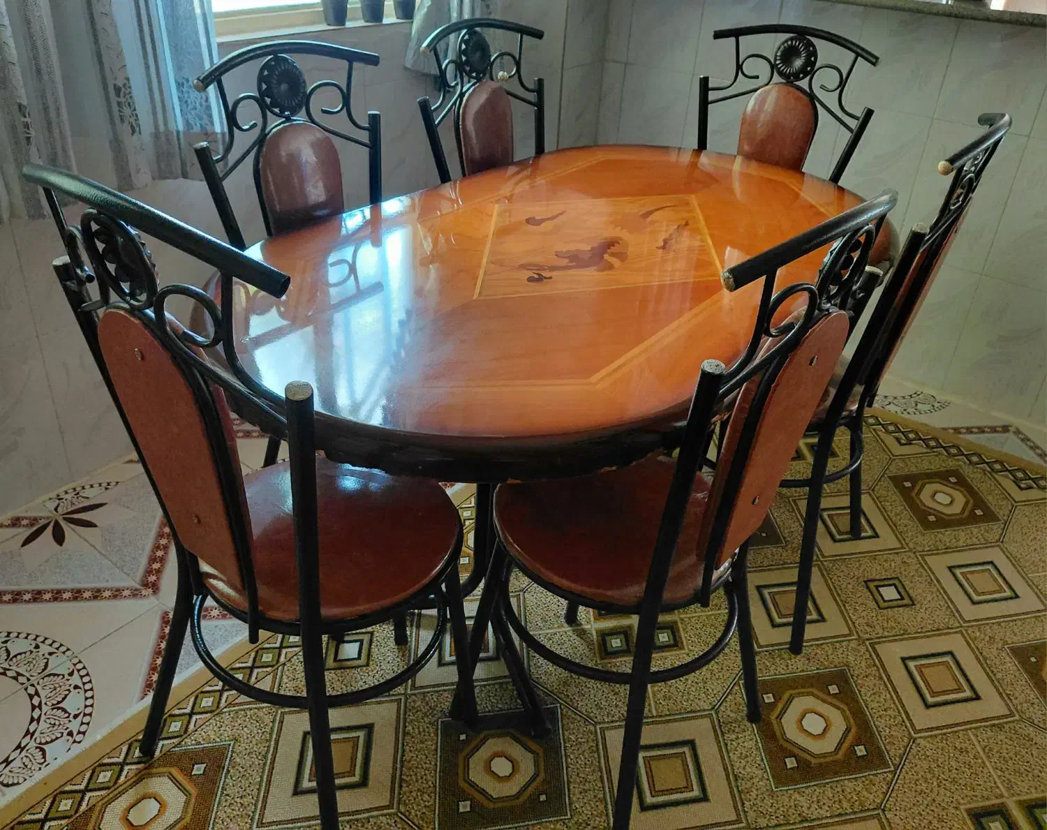 میز غذا خوری|میز و صندلی غذاخوری|قیدار, |دیوار