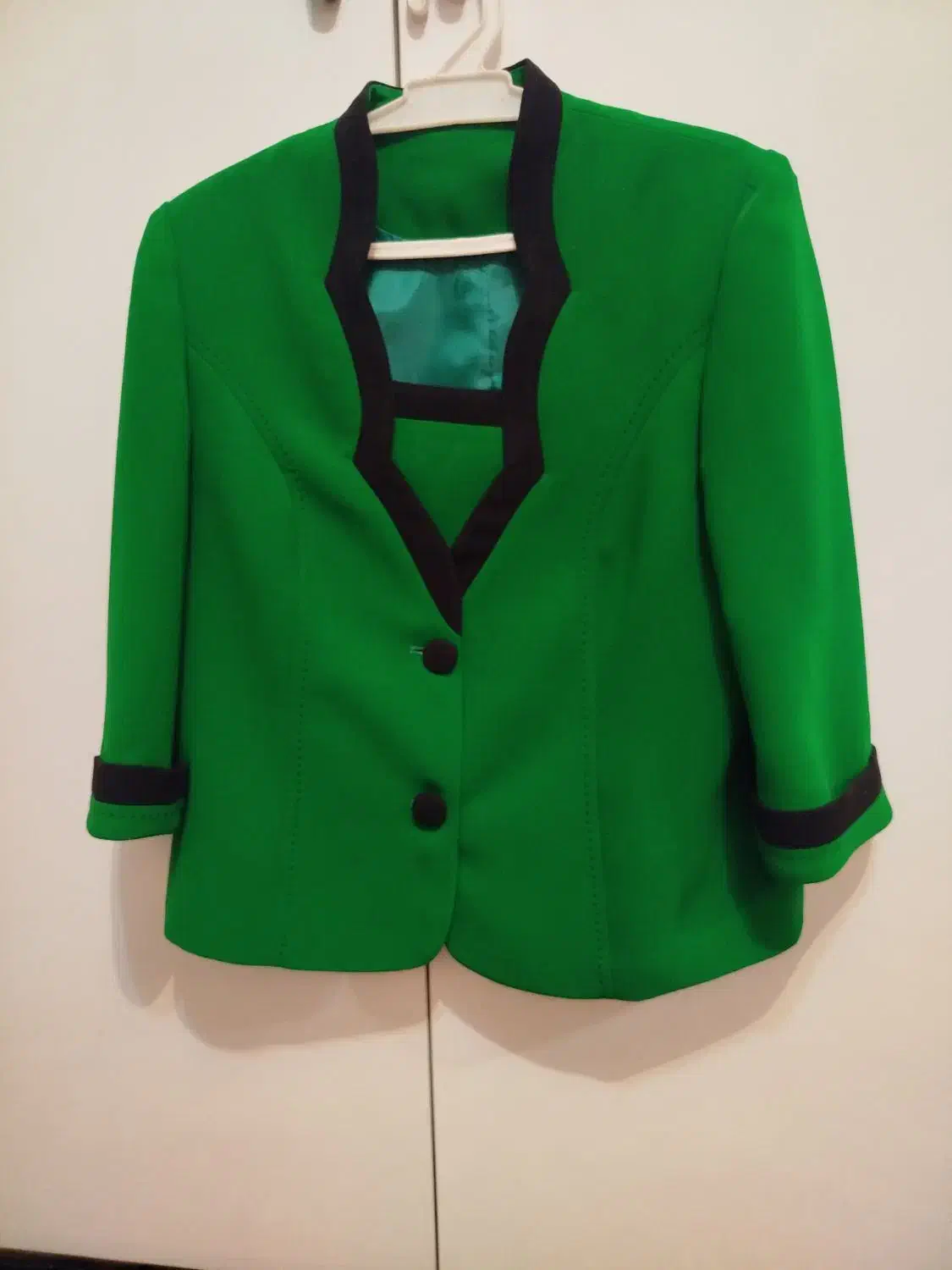 فروش لباس وکت مجلسی در حد نو|لباس|شهرکرد, |دیوار