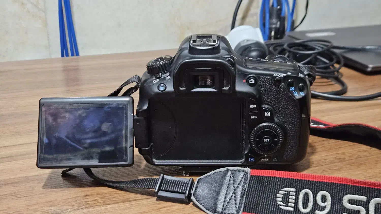 دوربین کنون 60d canon|دوربین عکاسی و فیلم‌برداری|قرچک, مهدیه|دیوار