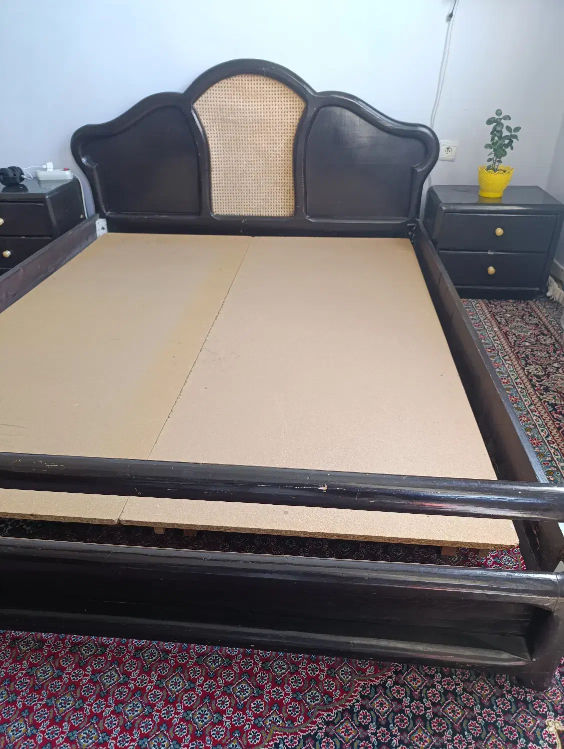 تختخواب دونفره|تخت و سرویس خواب|بروجرد, |دیوار