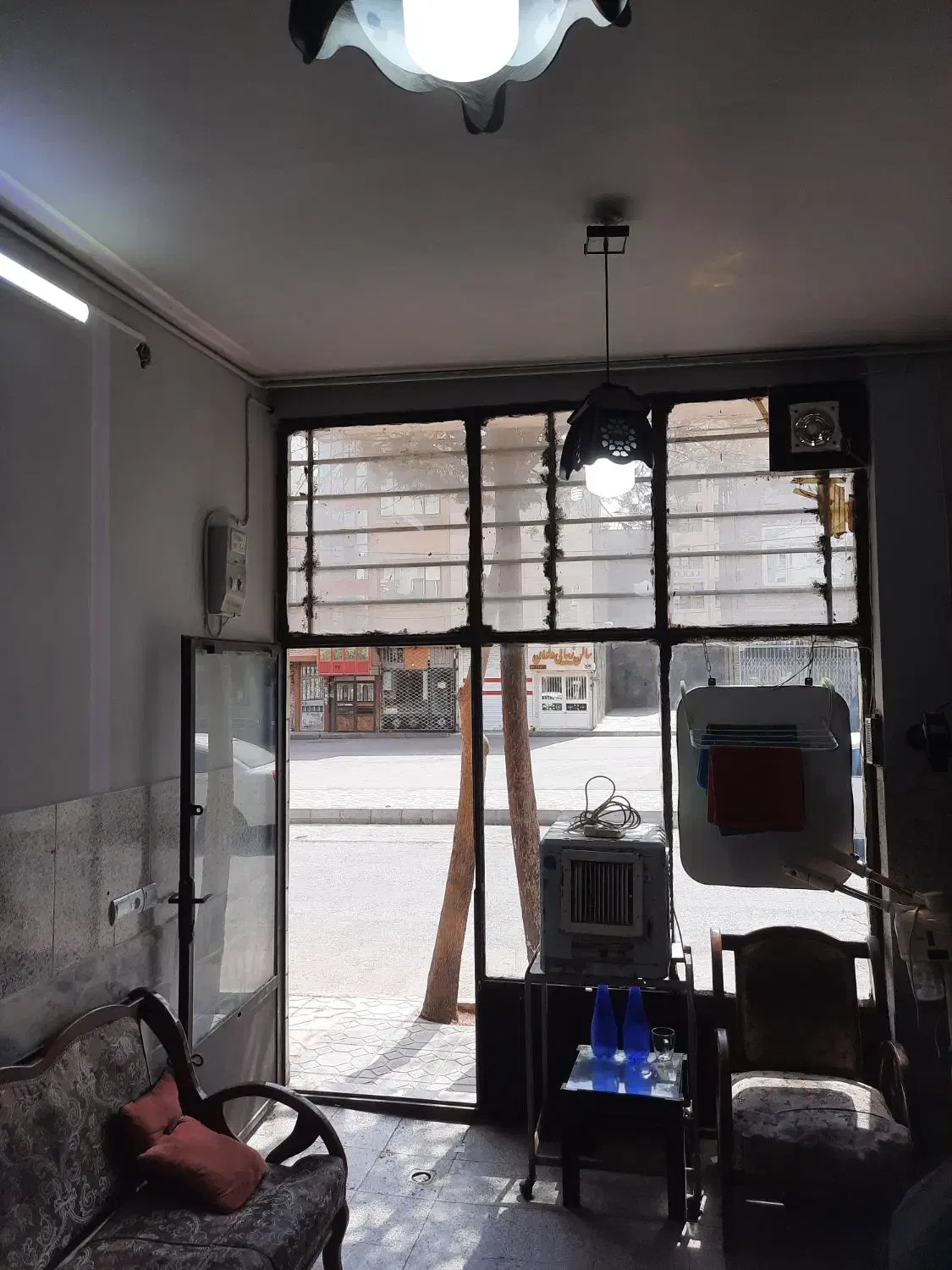 مغازه۲۵متری (فلاحی۲۷یاحسابی۲۶شهیدعرب۵)|اجارهٔ مغازه و غرفه|مشهد, فرهنگیان (شهرک غرب)|دیوار