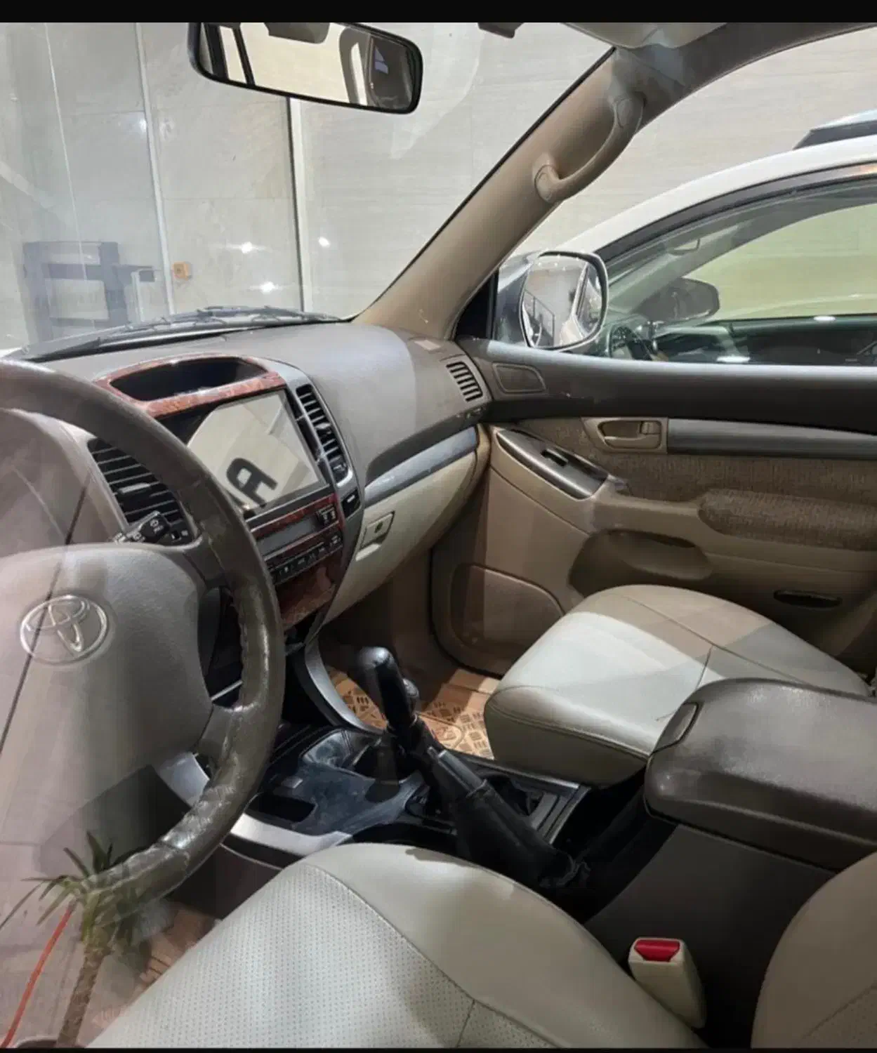 سواری پرادو ۴ در و ۴ سیلندر|خودرو سواری و وانت|کرمان, |دیوار