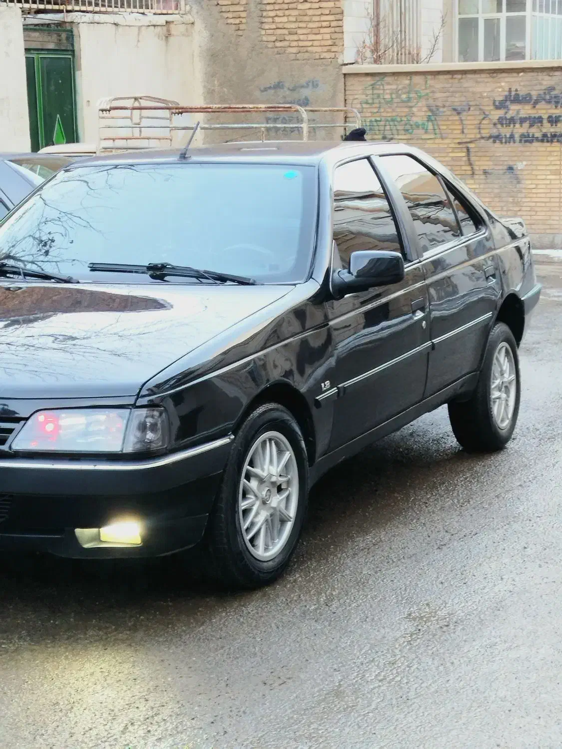 405 مدل ۸۲|خودرو سواری و وانت|سنندج, |دیوار