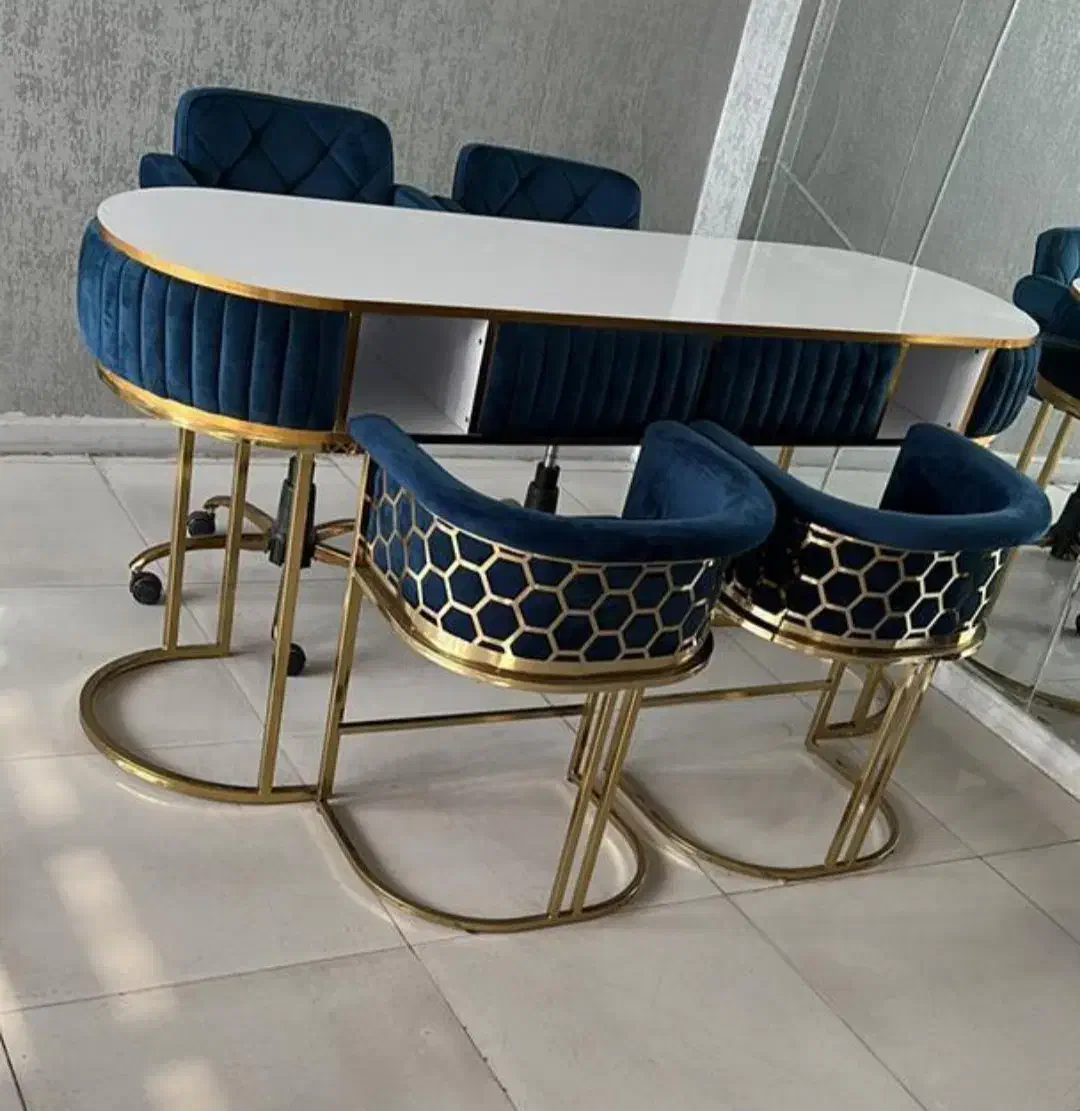 میز ناخن‌‌‌‌..مانیکور|آرایشگاه و سالن‌های زیبایی|نسیم‌شهر, |دیوار