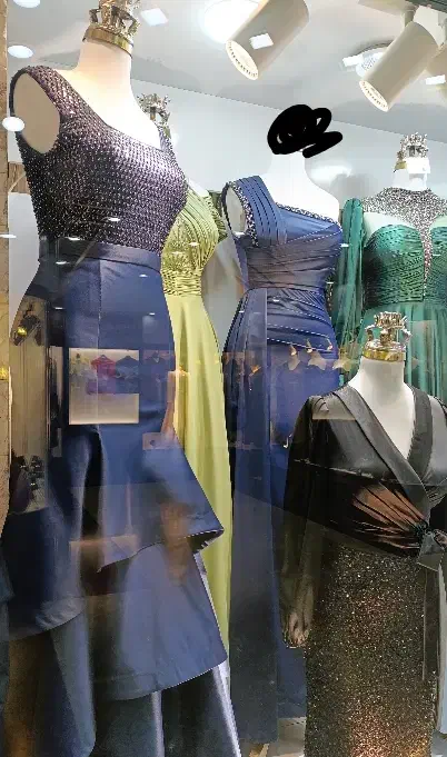 لباس نو|لباس|باغستان, |دیوار