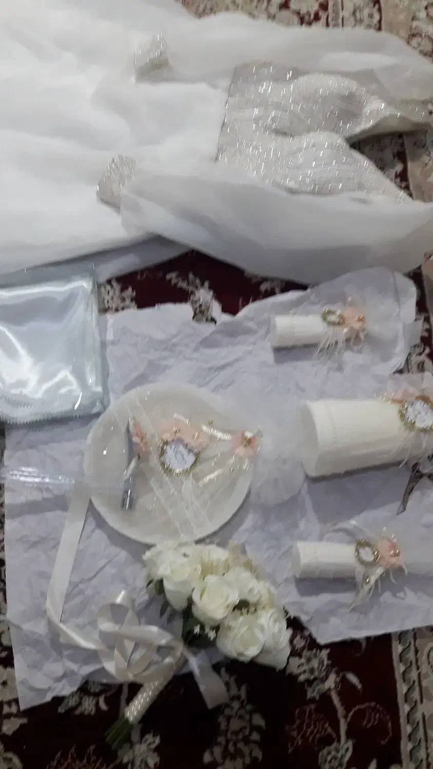 لباس مجلسی عقد عروسی با وسایل کامل|لباس|تبریز, |دیوار