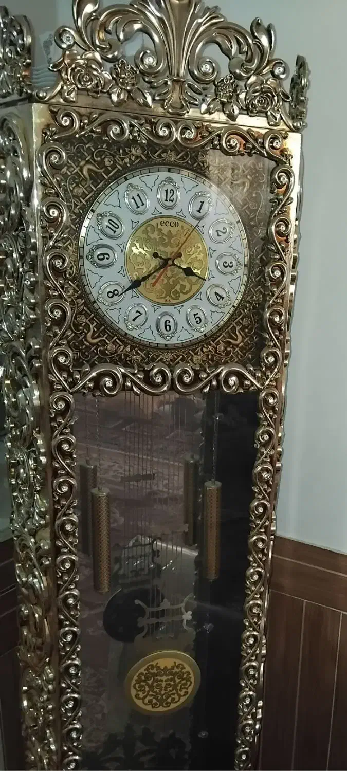 ساعت ایستاده|ساعت دیواری و تزئینی|تربت‌حیدریه, شهرک ولیعصر|دیوار