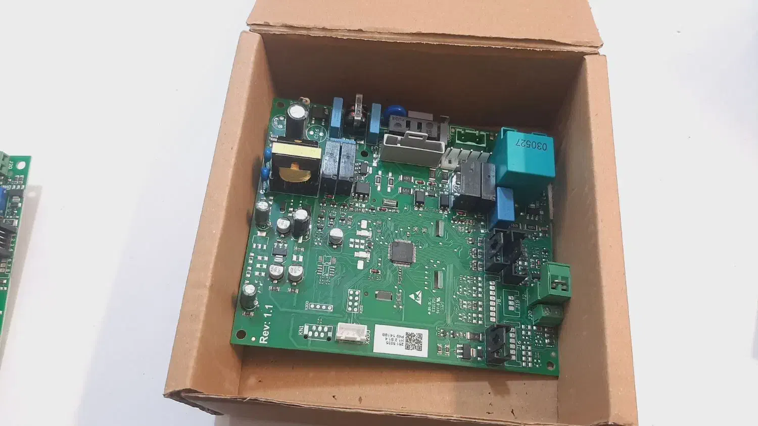 برد پکیج سری ال  و سری آ ایران رادیاتور|آبگرمکن، پکیج، شوفاژ|فردیس, خیام شرقی|دیوار