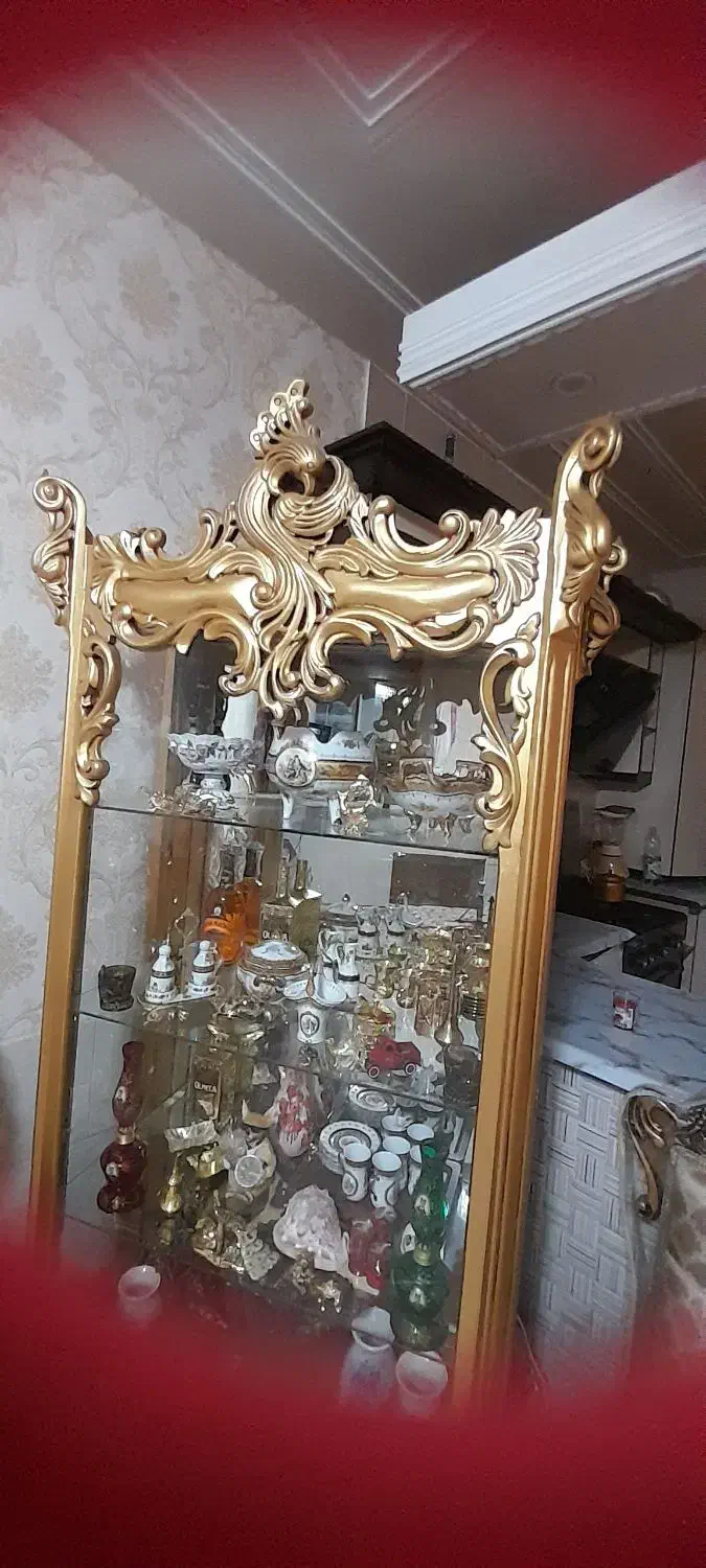 بوفه سلطنتی طلایی رنگ|بوفه، ویترین، کنسول|شیراز, دارالرحمه|دیوار