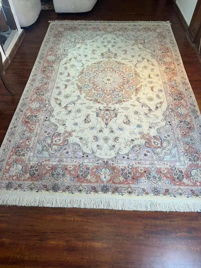 قالی ۹ متری کرم چله ابریشم دستباف|فرش|مشهد, صیاد شیرازی|دیوار