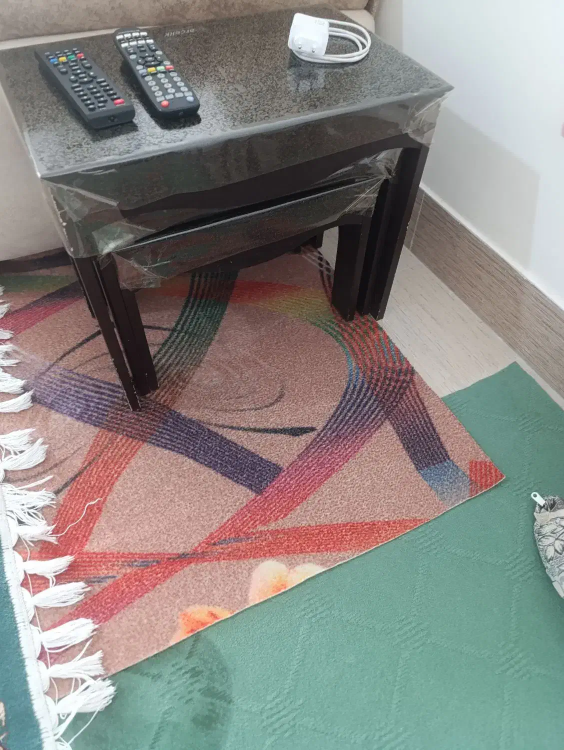 مبلمان|مبلمان خانگی و میز عسلی|کاشمر, |دیوار